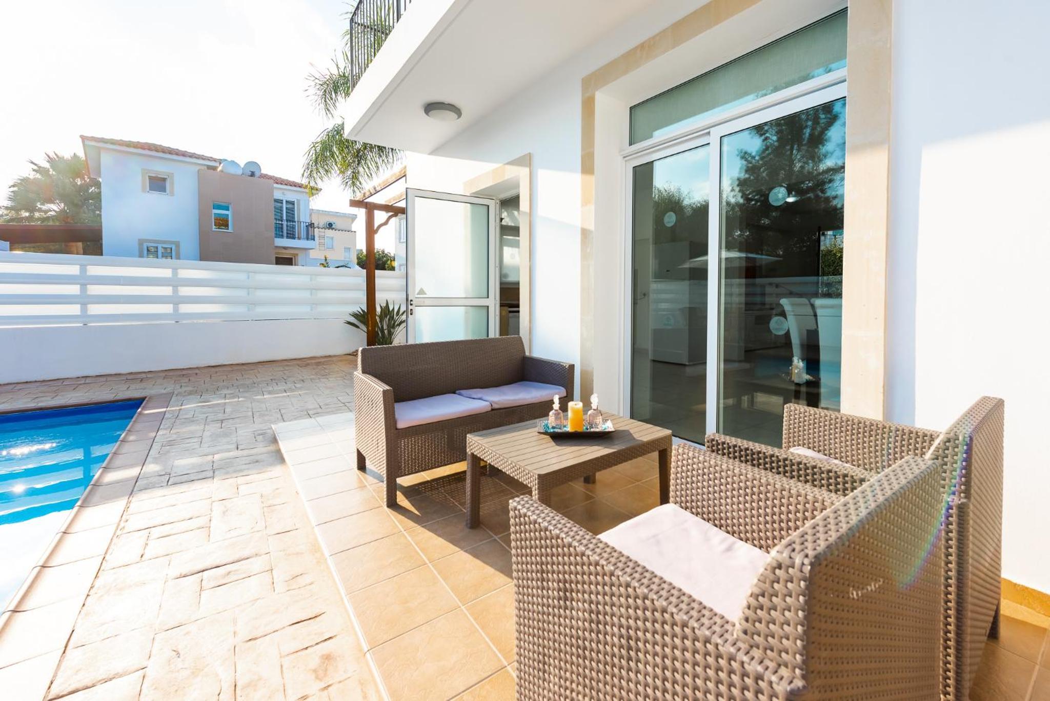 Villa Palm Breeze by Ezoria Villas