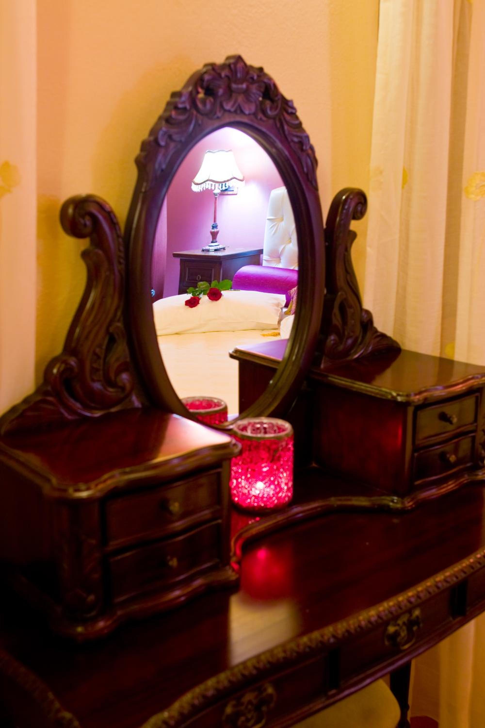 Kyveli Suites
