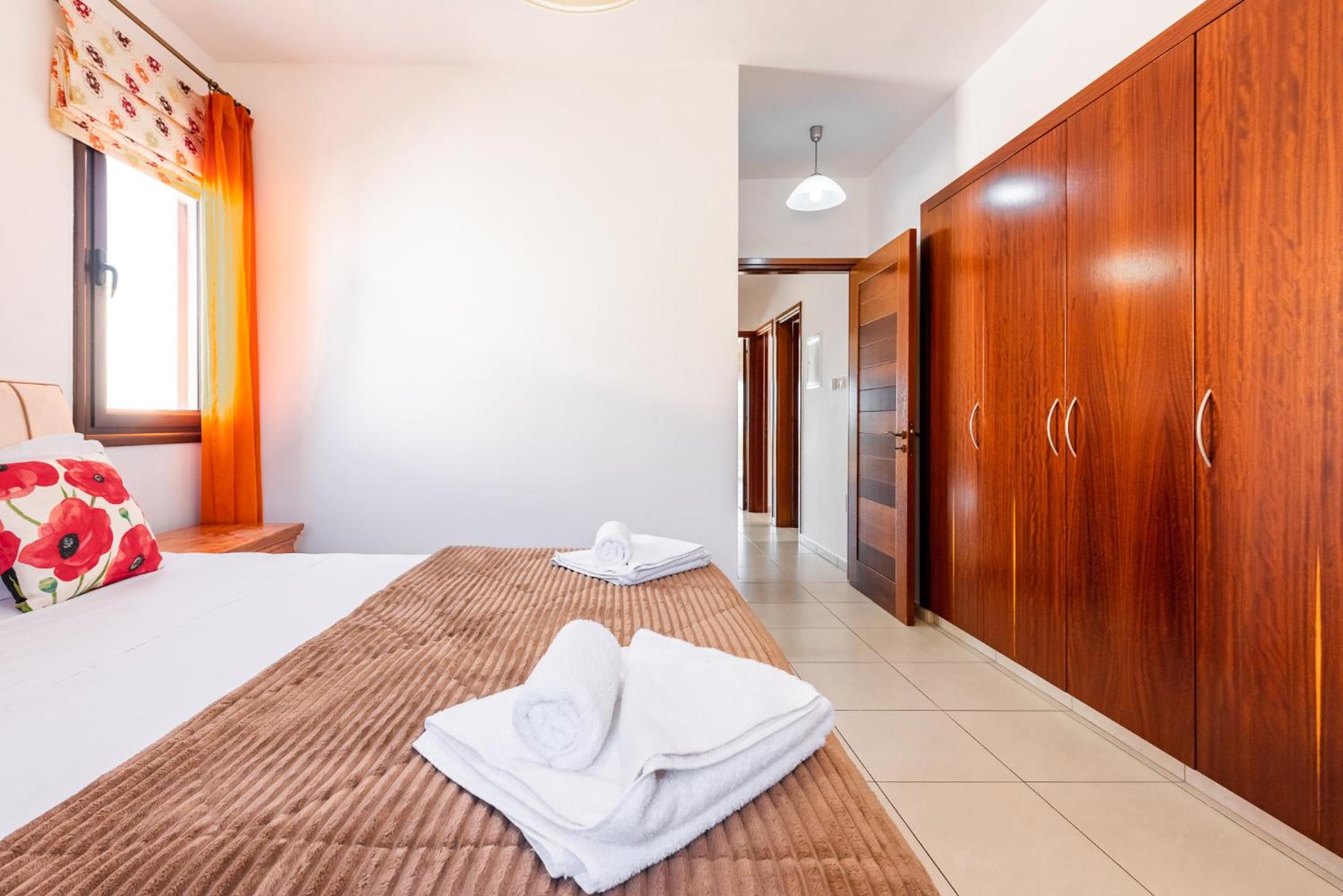 Sea Front Oceanus H2 by Ezoria Villas