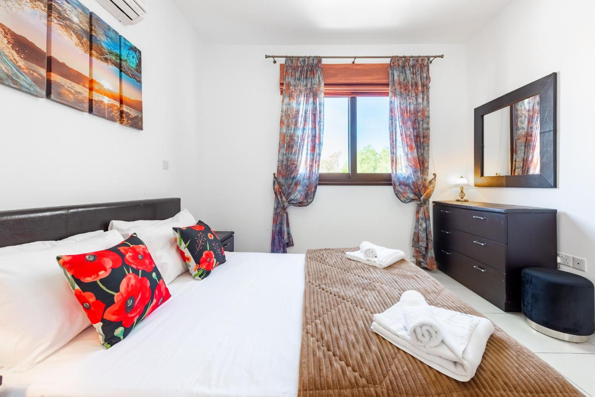 Sea Front Oceanus H2 by Ezoria Villas