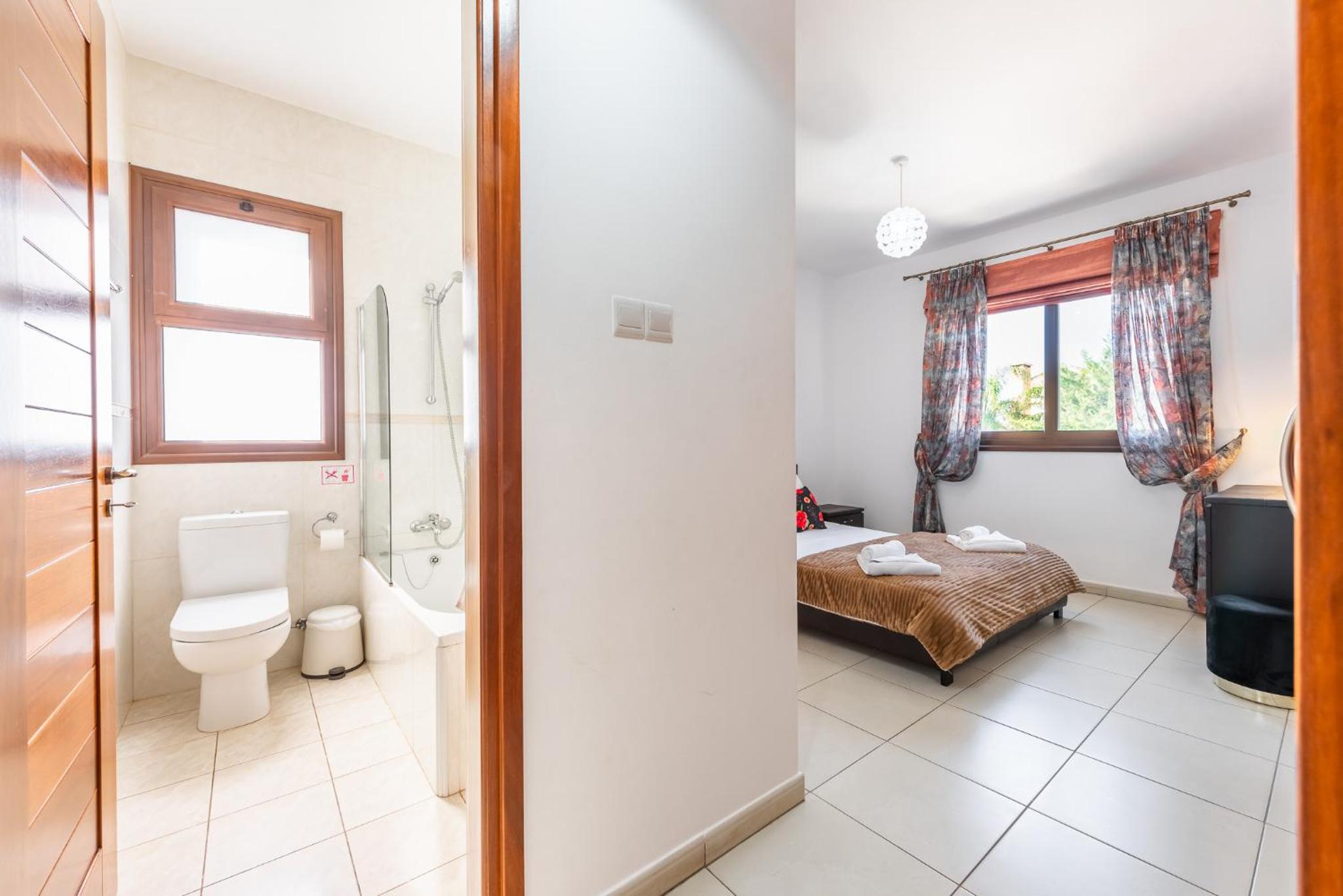 Sea Front Oceanus H2 by Ezoria Villas