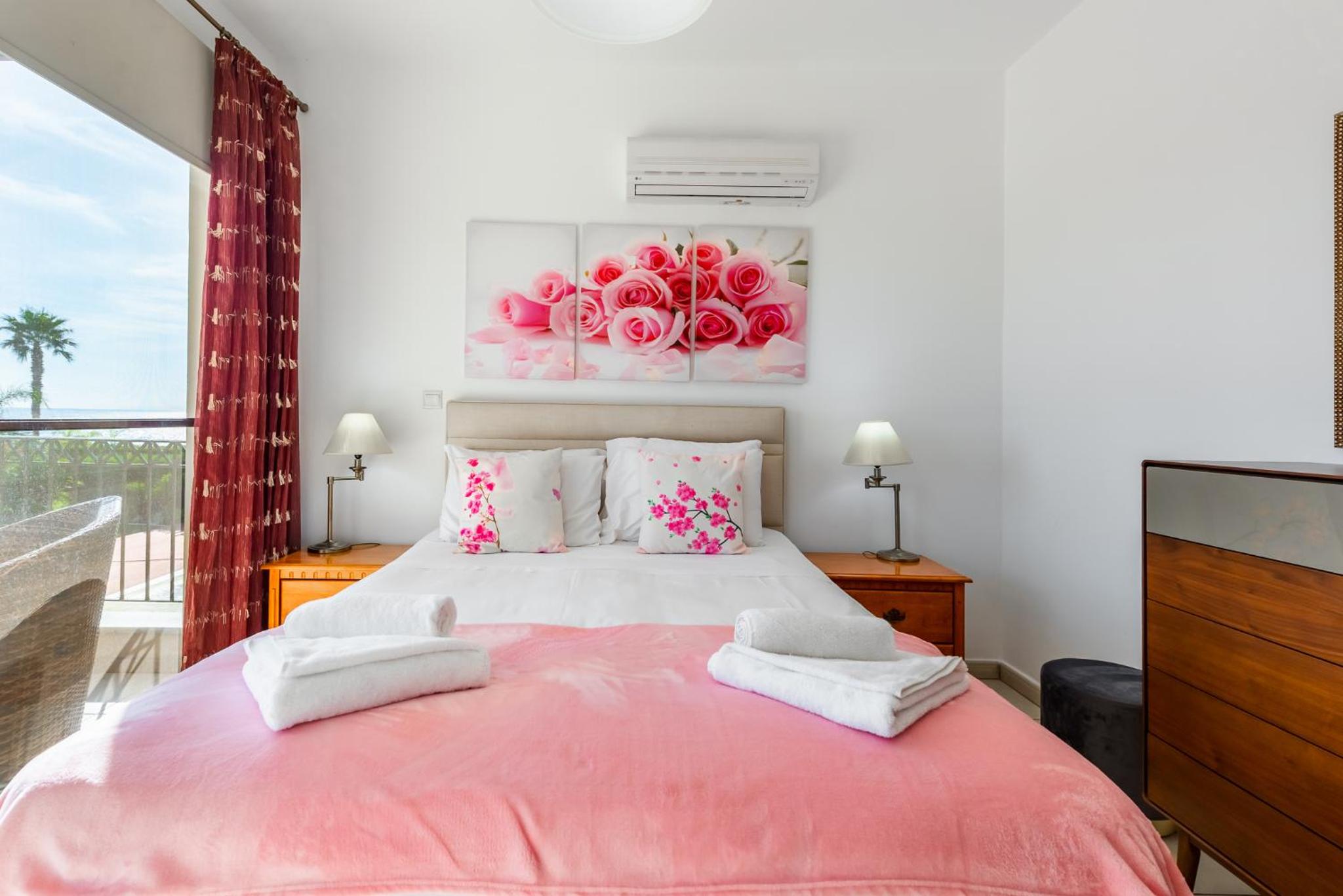 Sea Front Oceanus H2 by Ezoria Villas