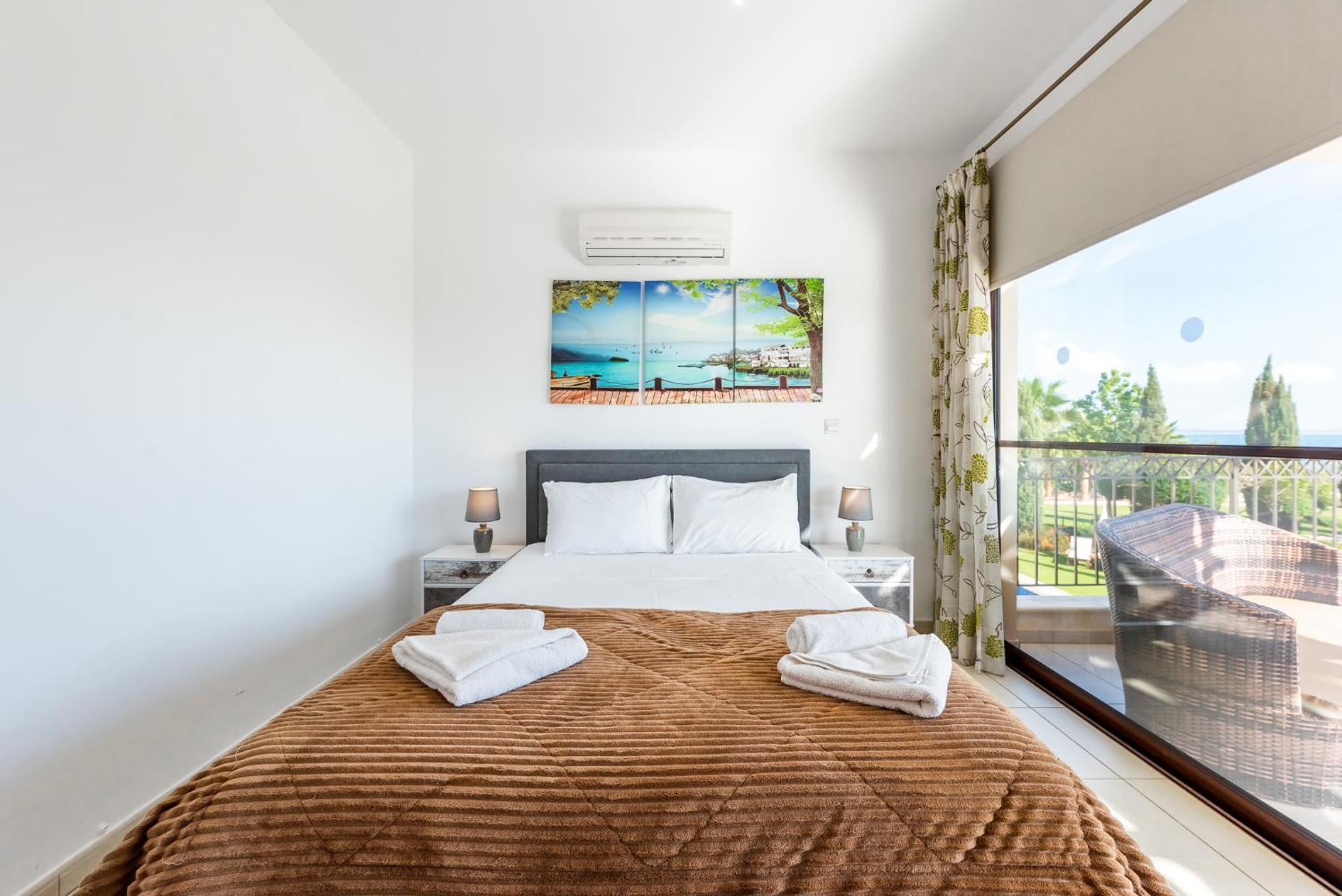 Sea Front Oceanus H2 by Ezoria Villas