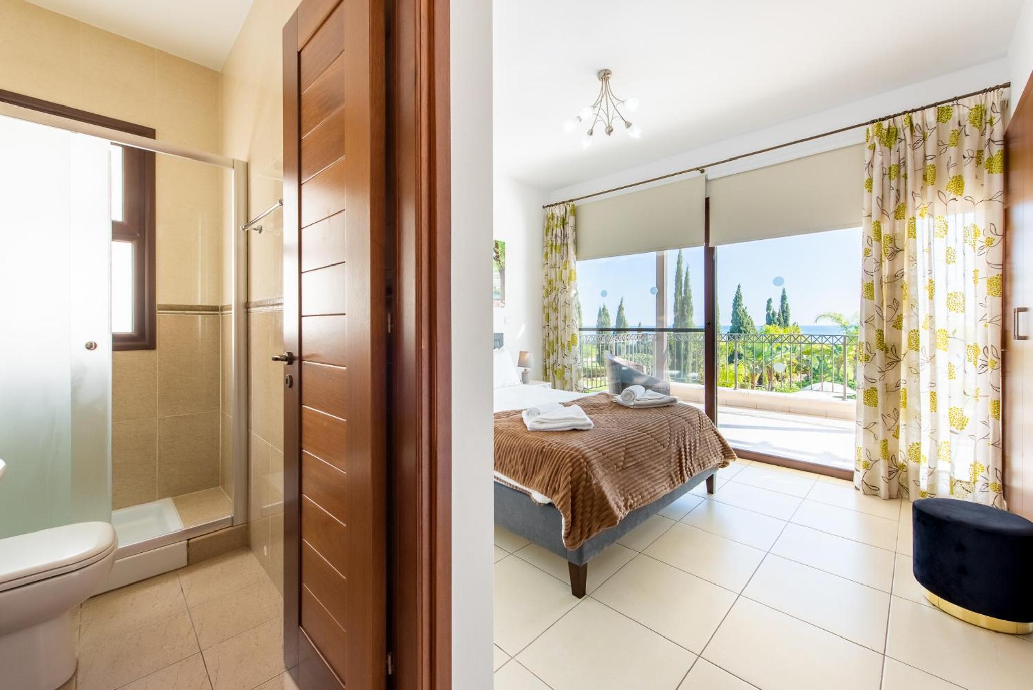 Sea Front Oceanus H2 by Ezoria Villas