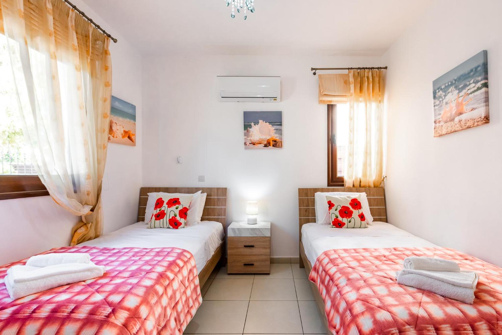 Sea Front Oceanus H2 by Ezoria Villas
