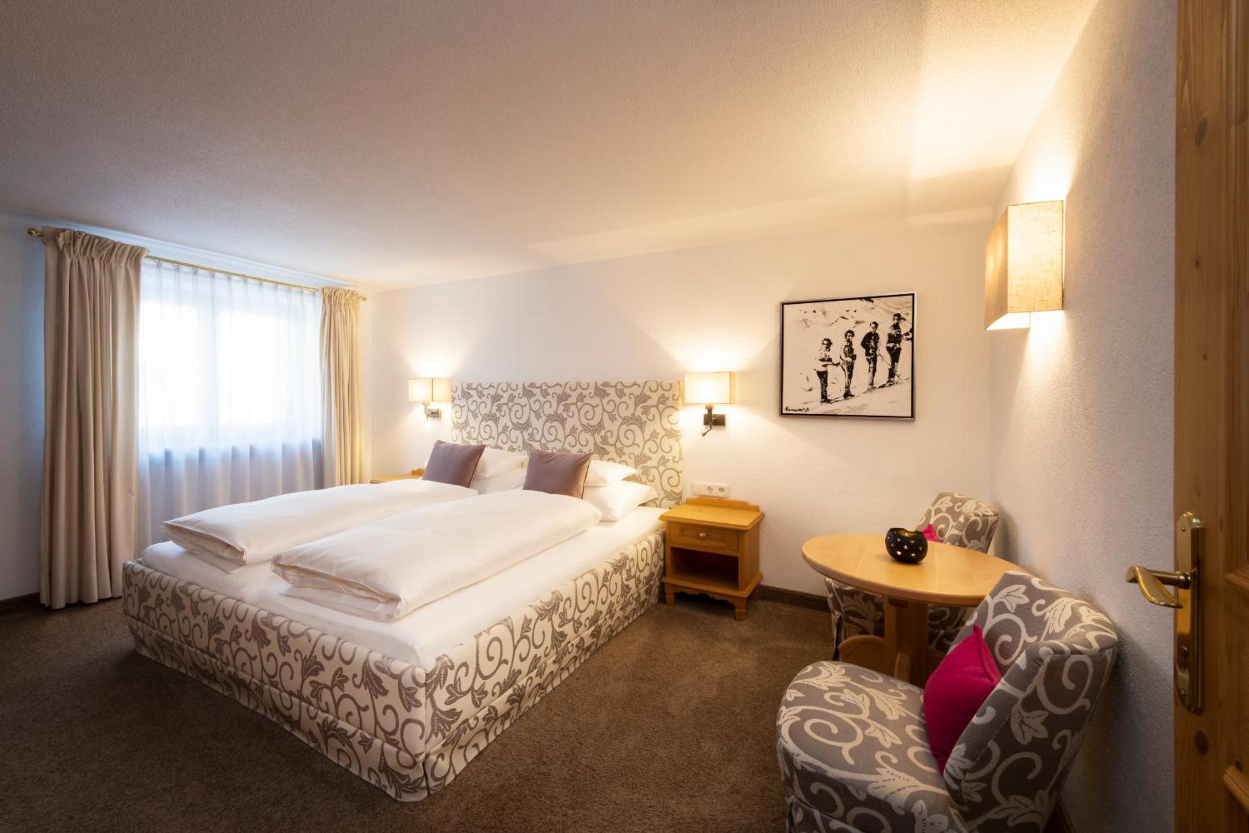 Edelweiss Apartments