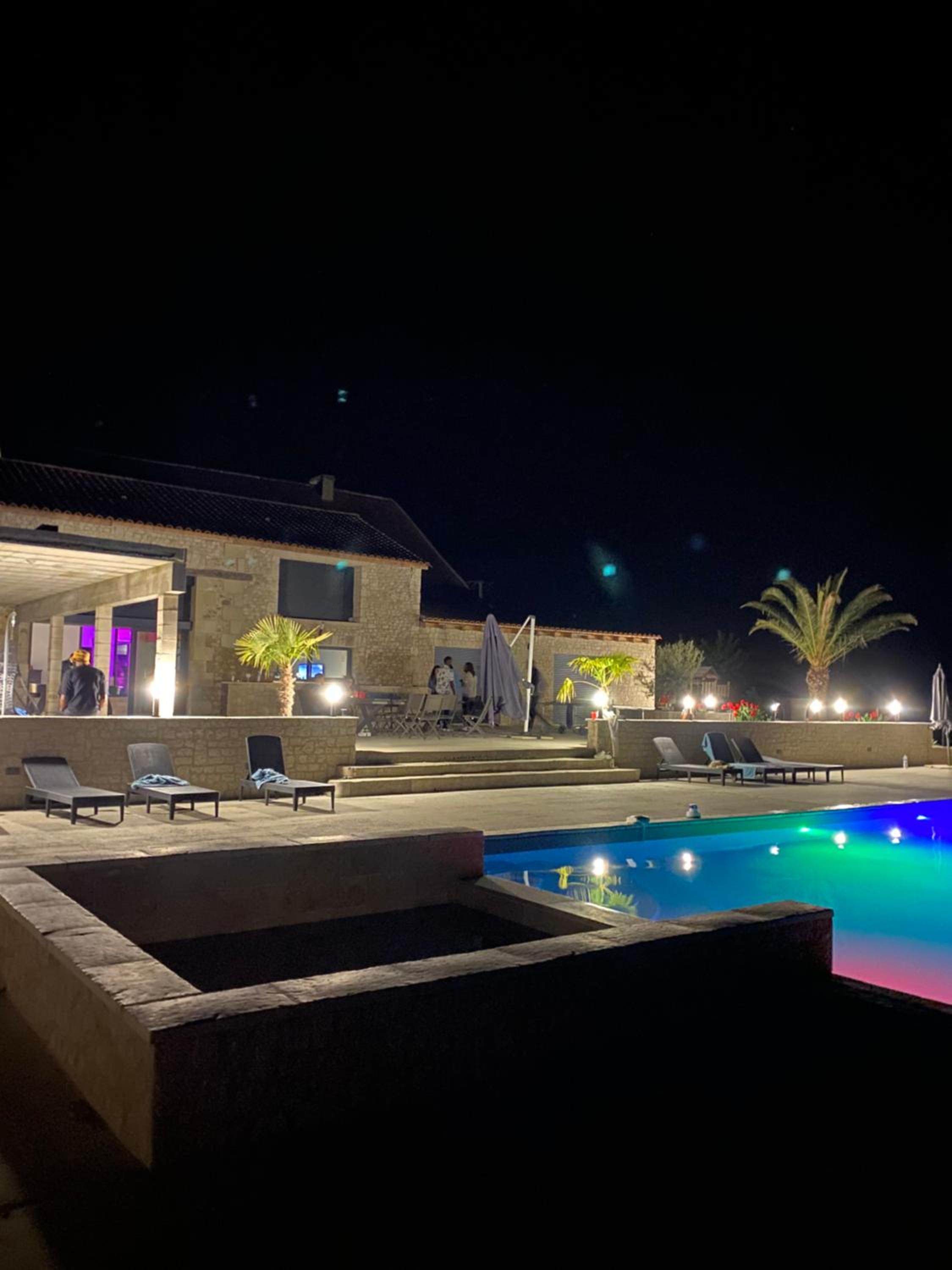 Suite Privative Jacuzzi Sauna de la Villa Del Castagnol view 5