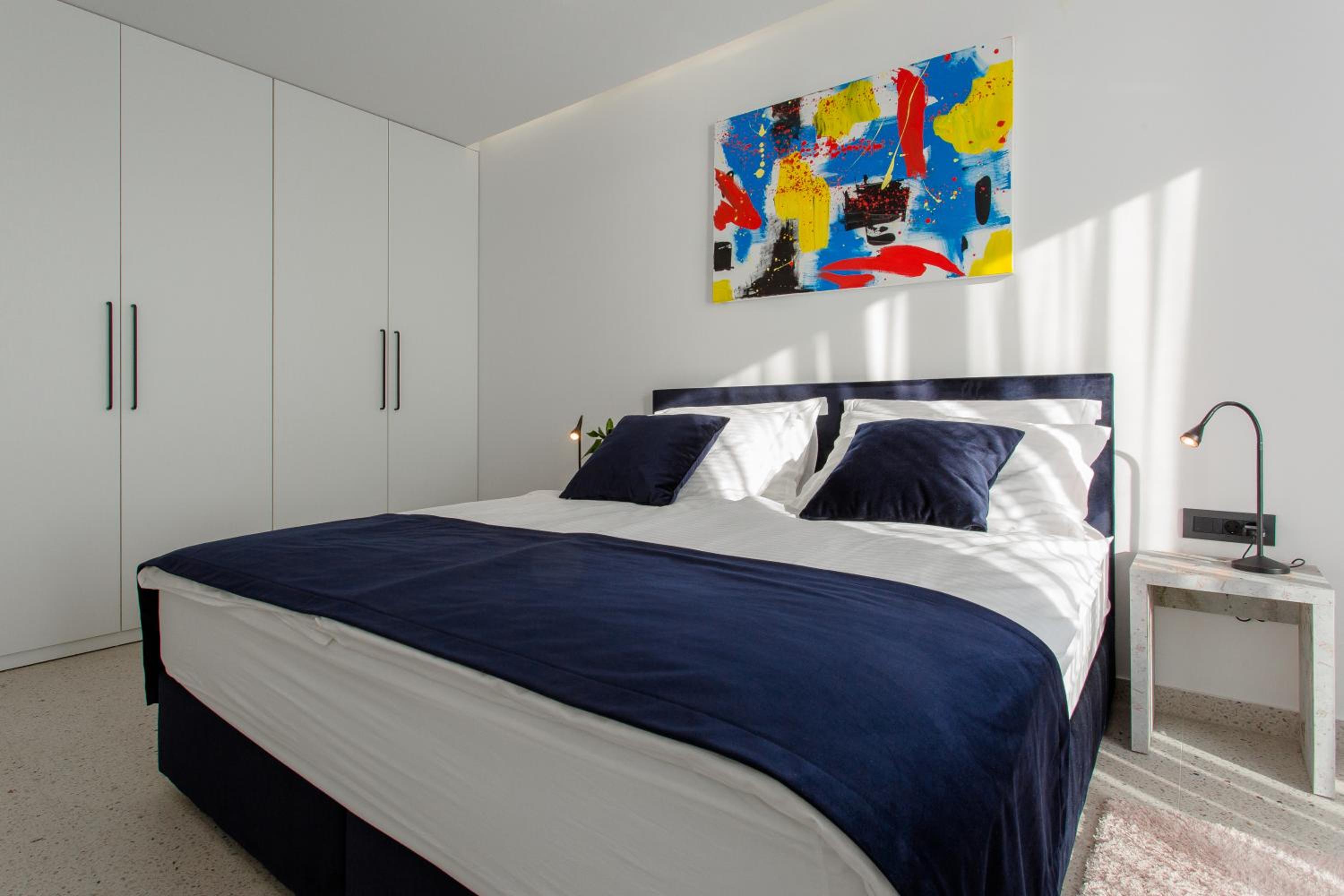 Villa Dispet, sea view, heated pool, cinema, wellness