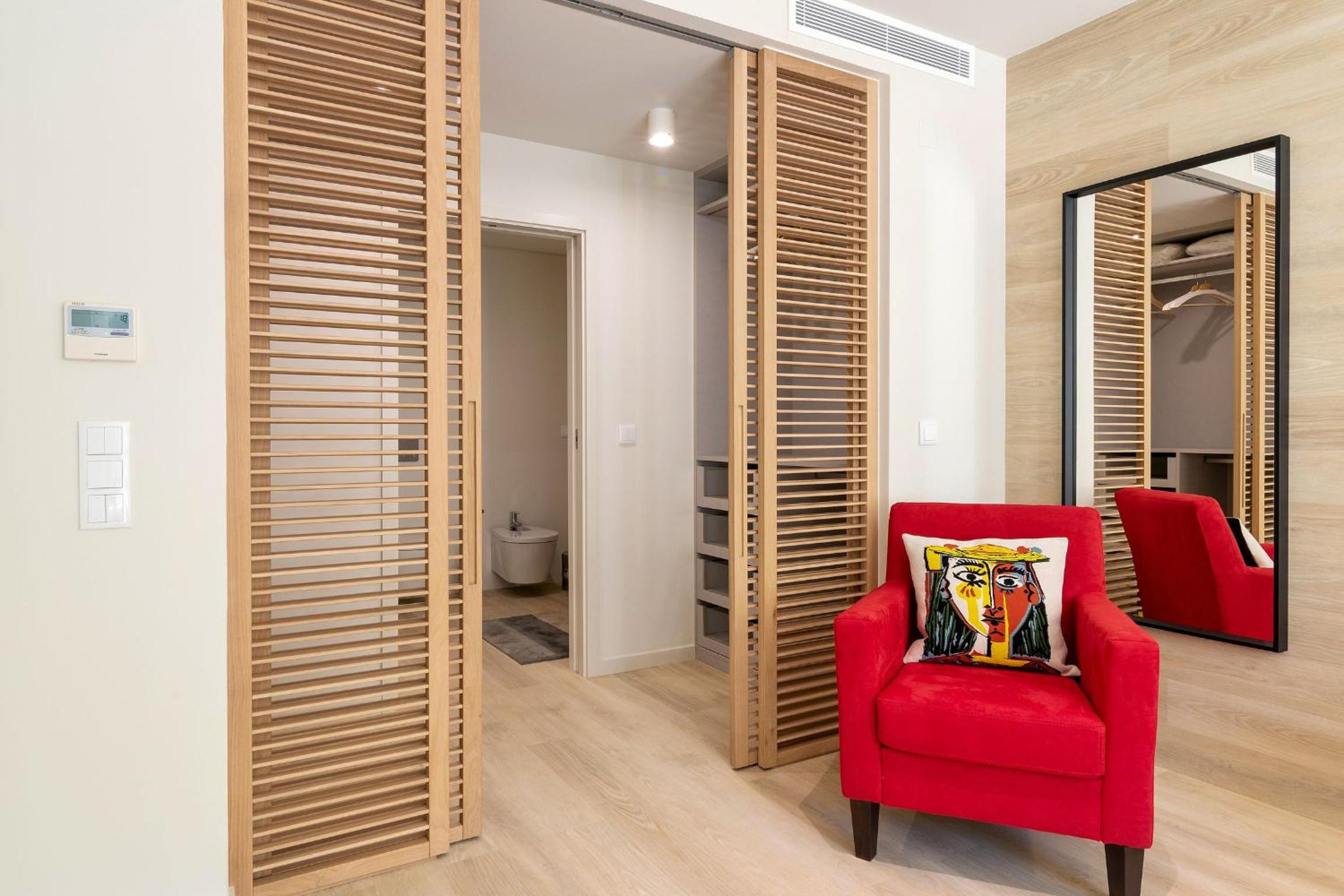 Modern & Stylish Apartment in Av. da Liberdade by LovelyStay view 5