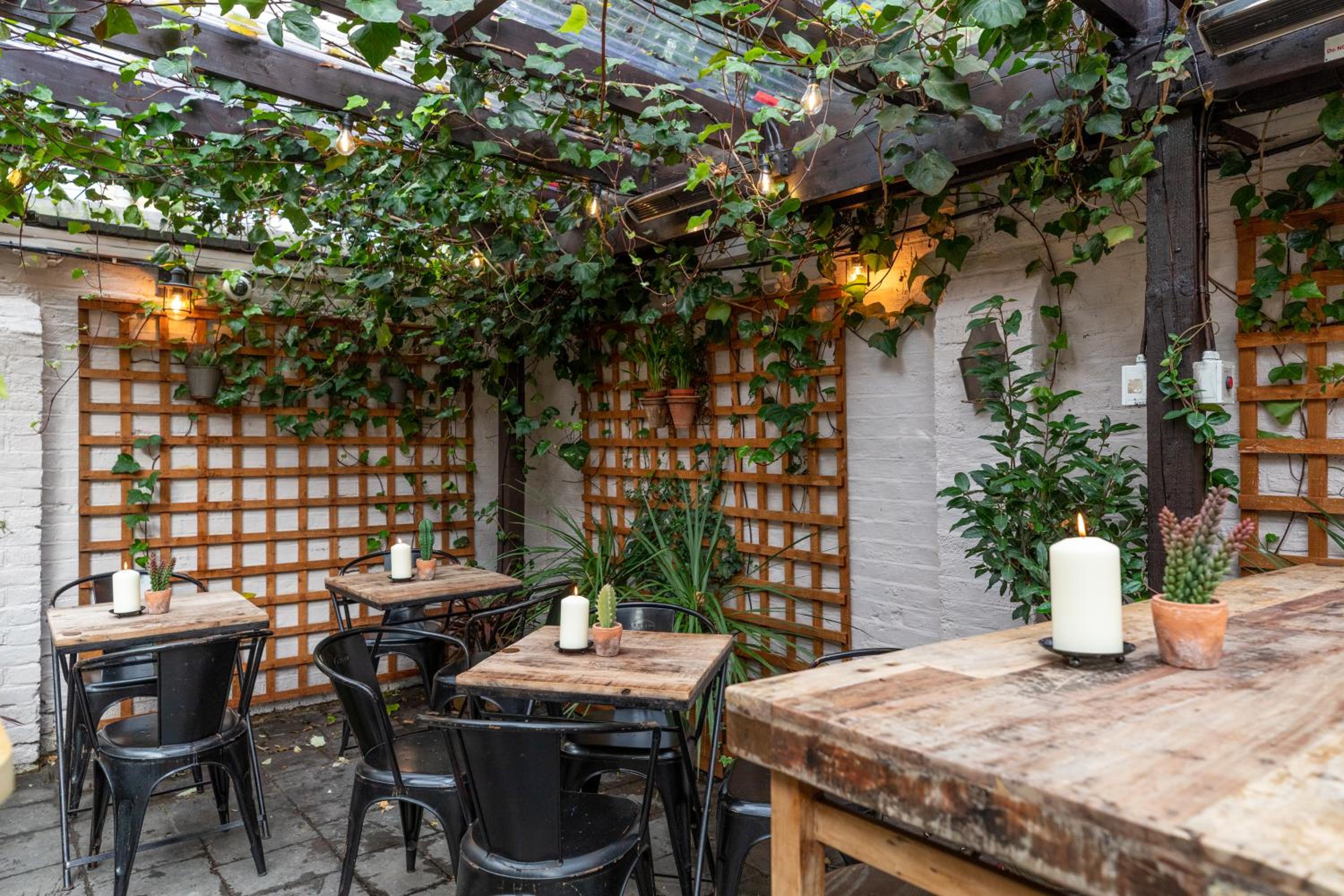 outdoor bbq area