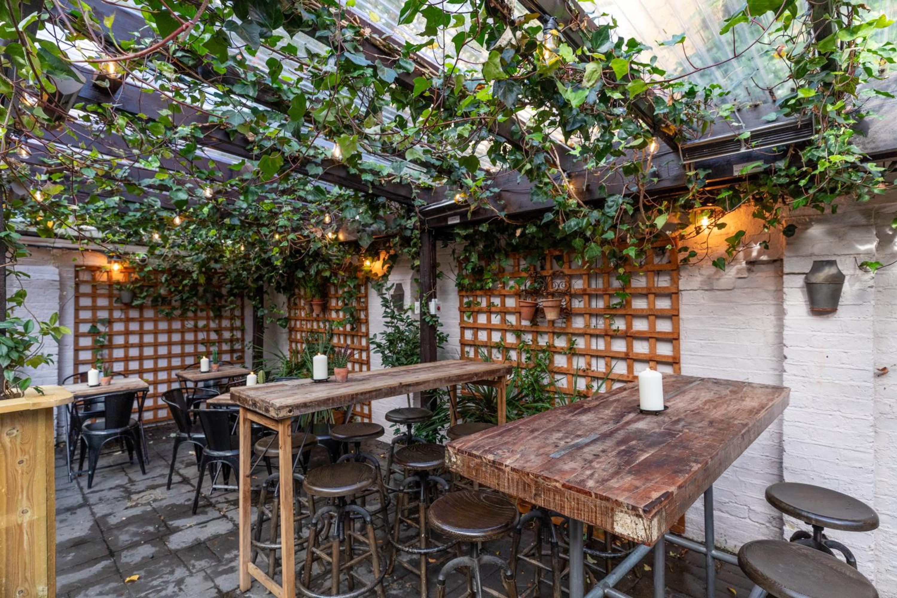 outdoor bbq area