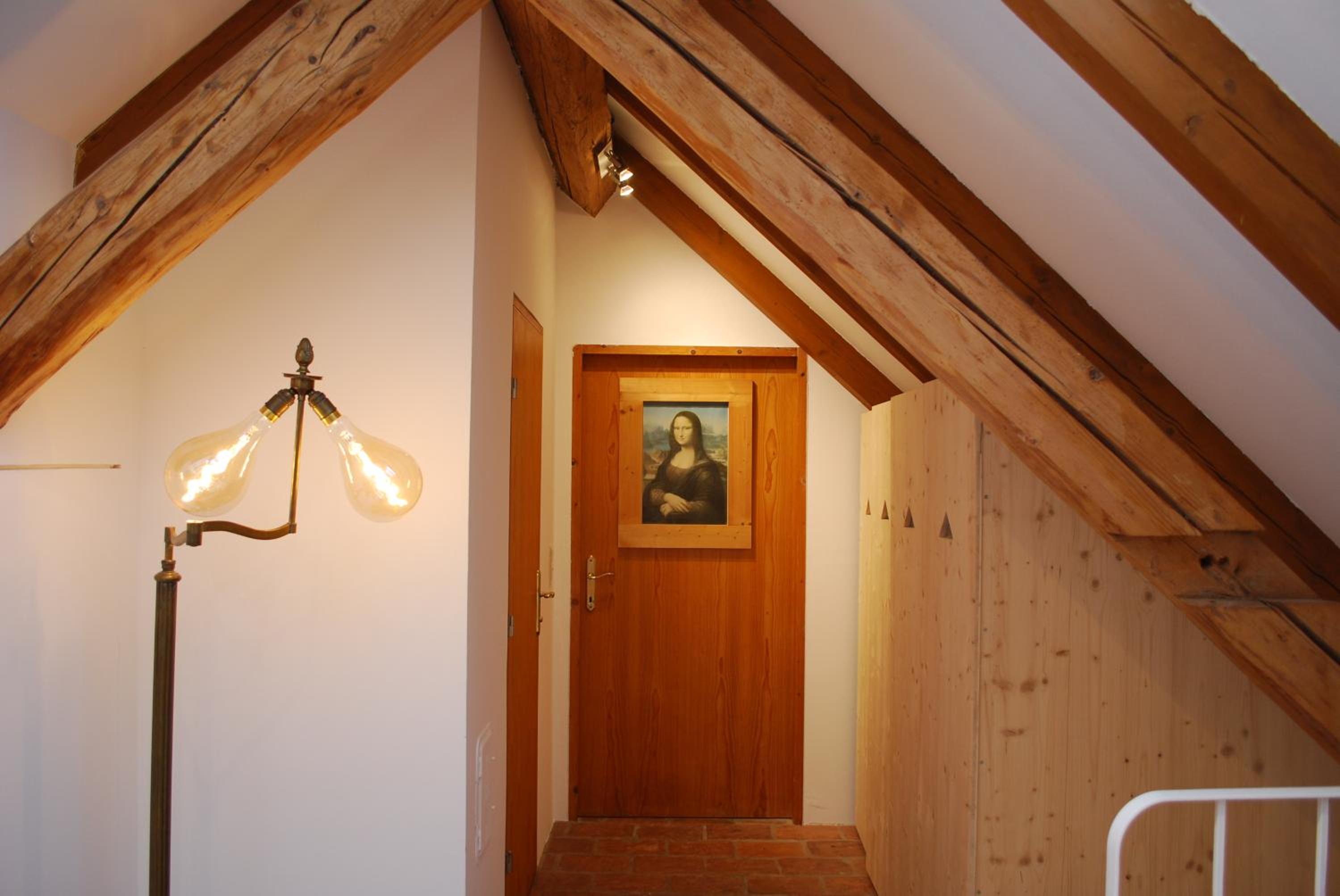 WALD-LAND-HOF Schloss Rosenau