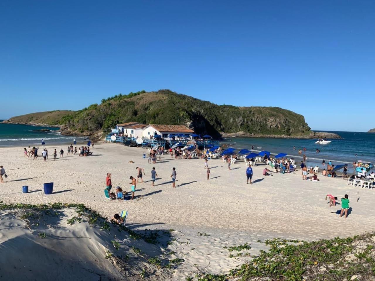Apartamento no Pero, Cabo Frio, 10 minutos da praia, a pé.