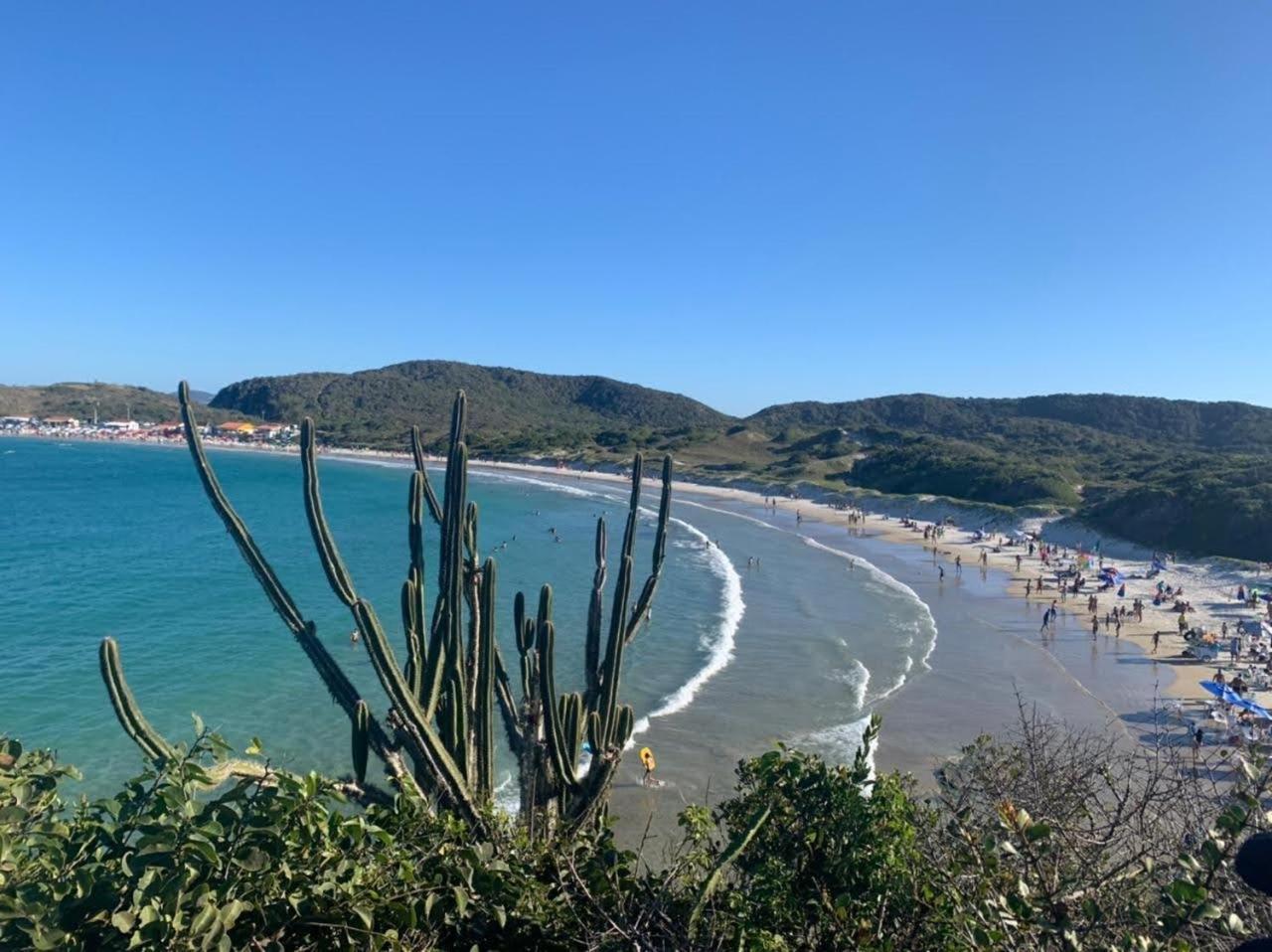 Apartamento no Pero, Cabo Frio, 10 minutos da praia, a pé.
