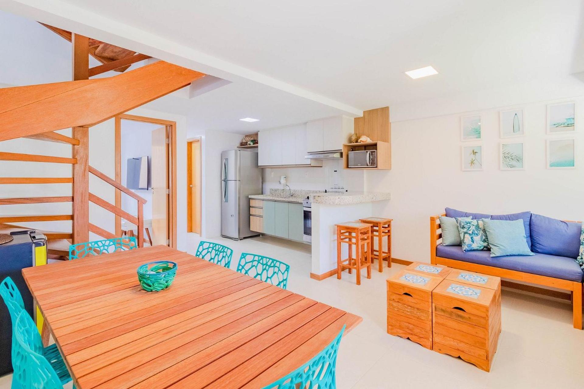 IT28 Triplex 4 Suites 350m from Praia do Surf - Itacimirim view 2