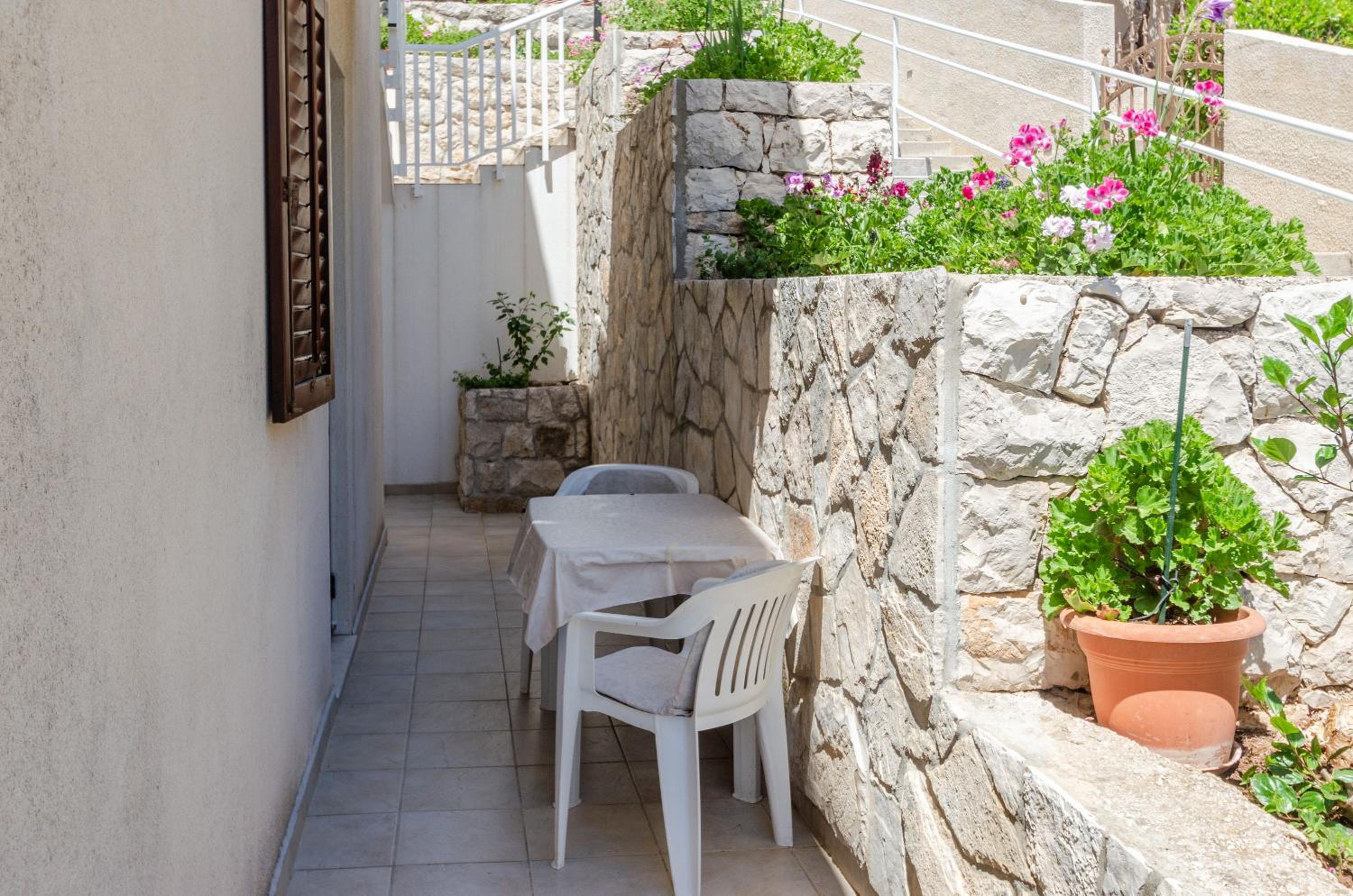 Photo 95