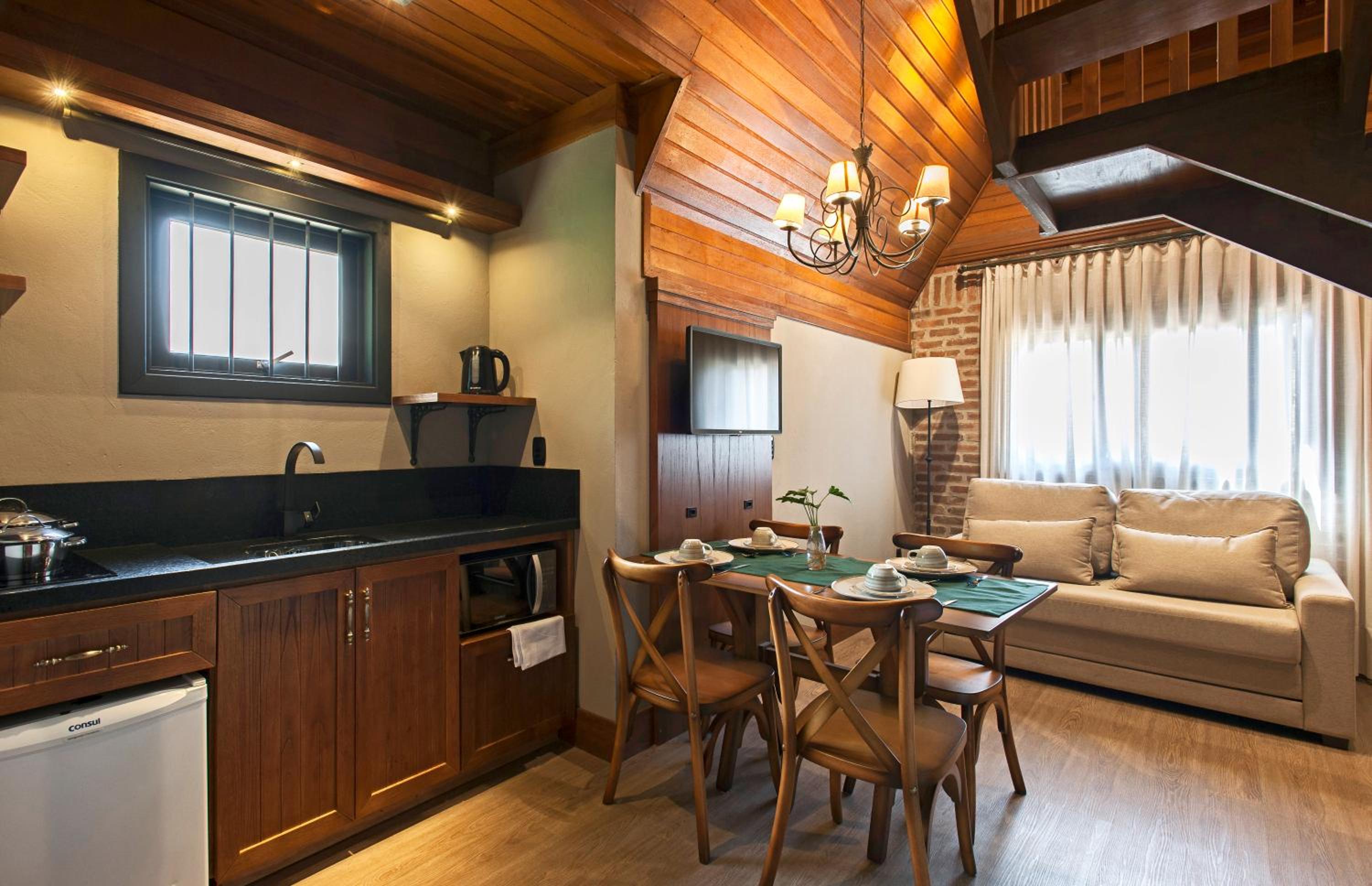 Hotel Fioreze Chalés