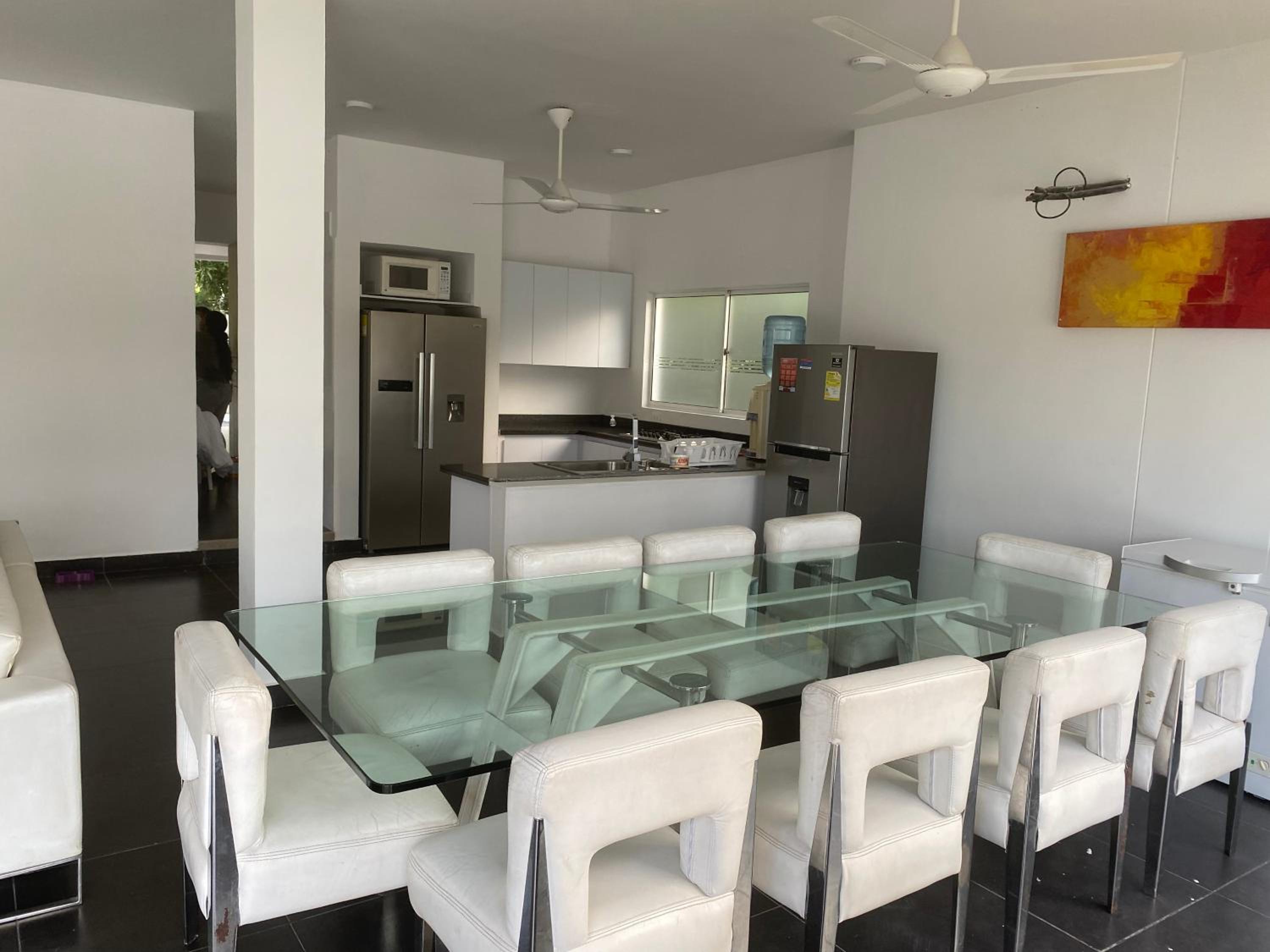 Espectacular Casa Condominio Lagos del Peñón Girardot-Colombia