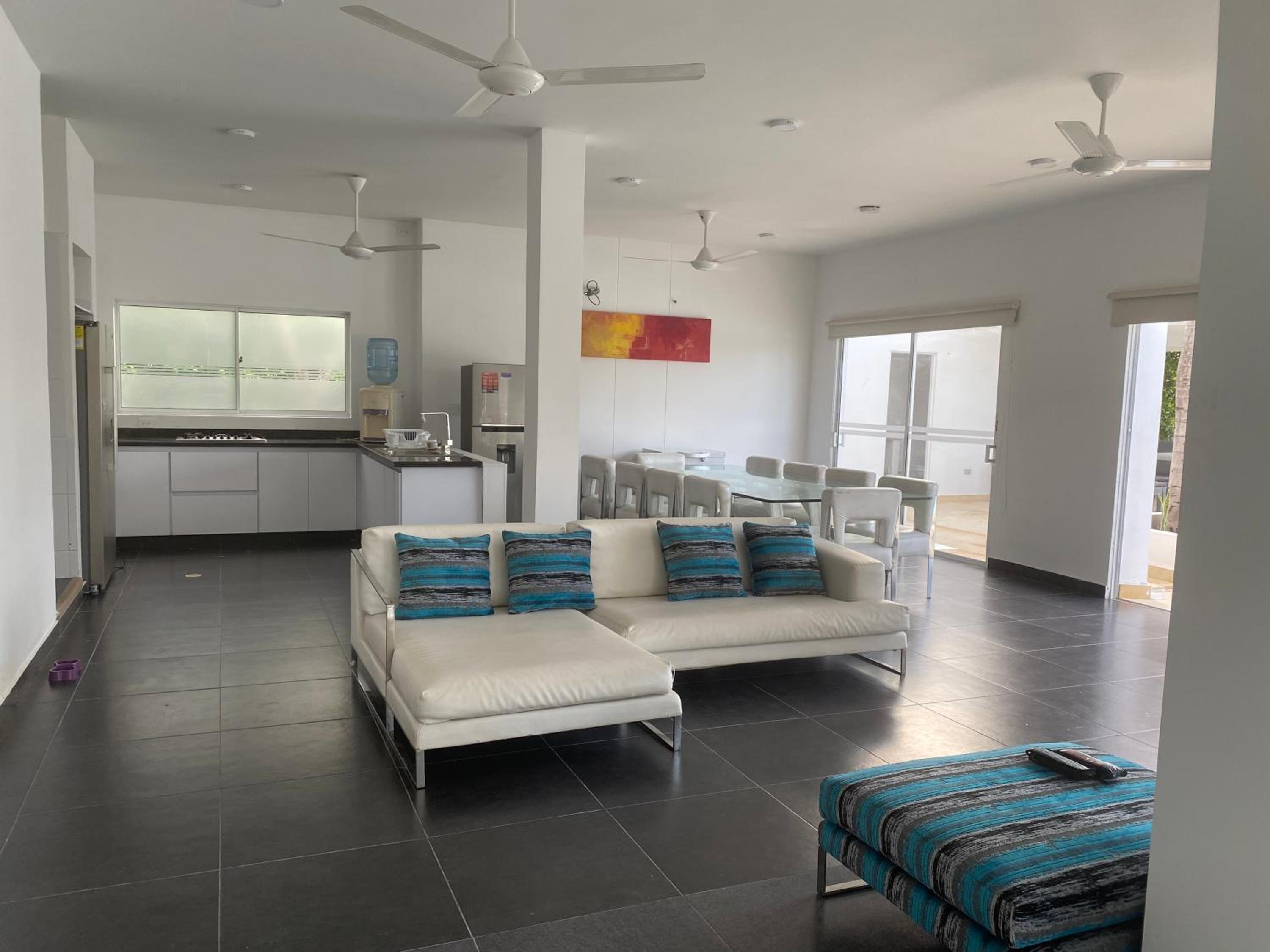 Espectacular Casa Condominio Lagos del Peñón Girardot-Colombia