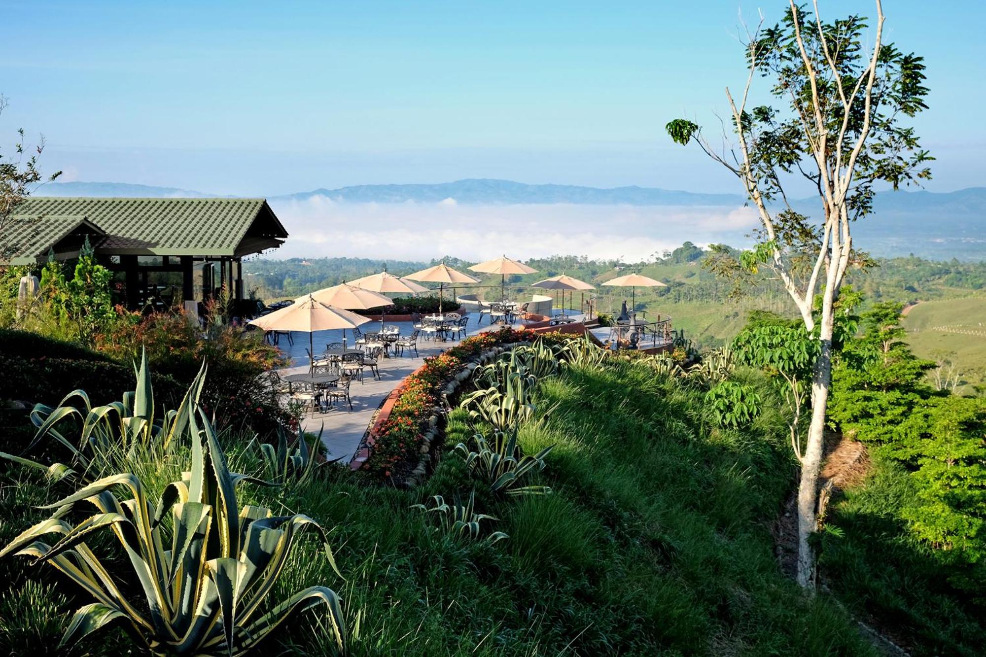 Hacienda AltaGracia, Auberge Collection