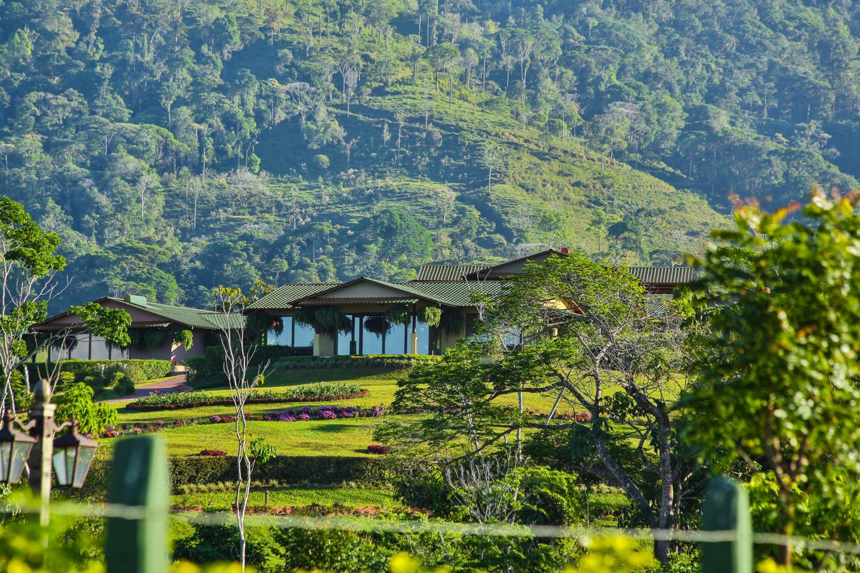 Hacienda AltaGracia, Auberge Collection