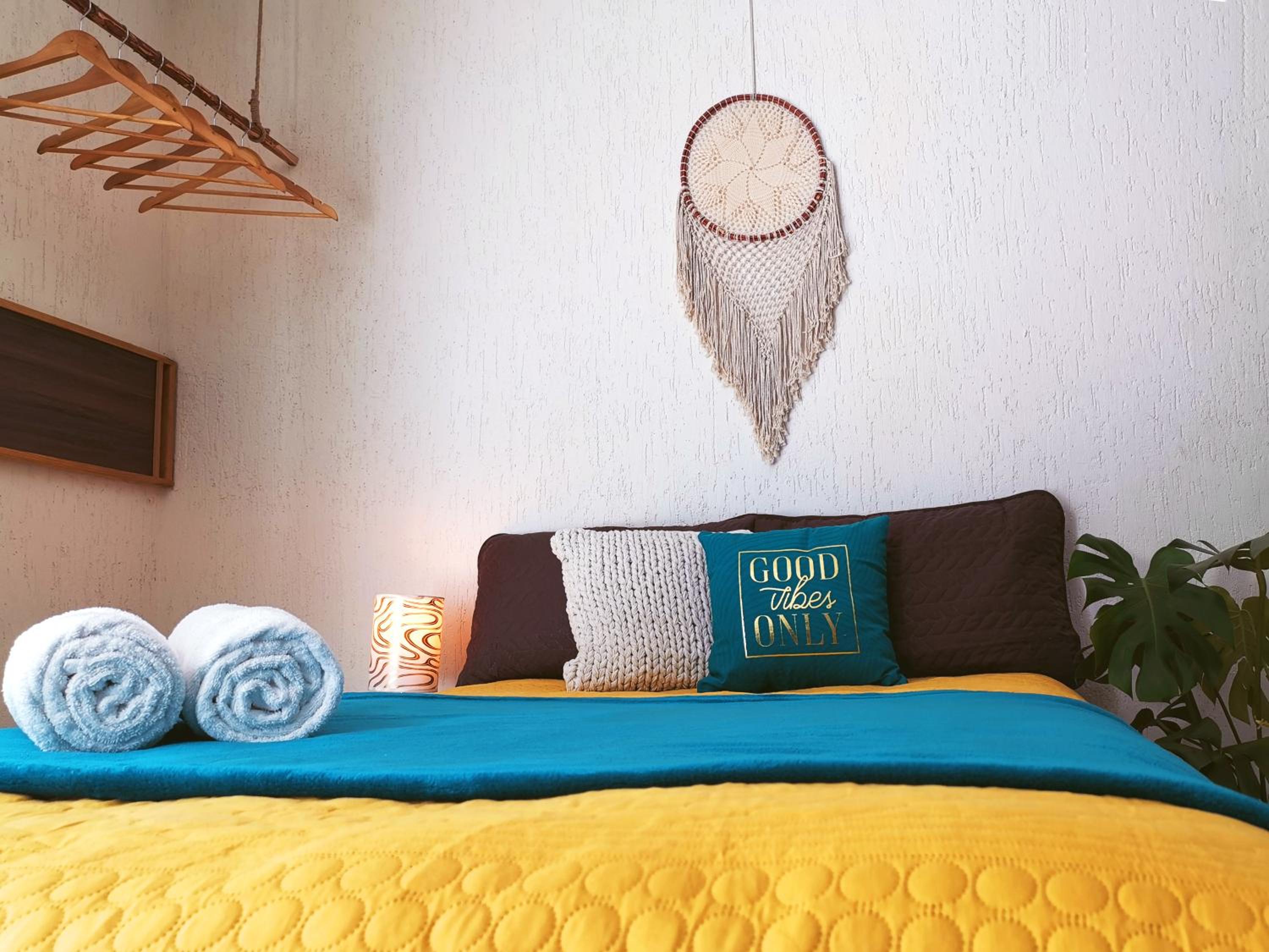 BEAUTIFUL & COZY NEAR BEACH Apartment Pool & KingSize Bed