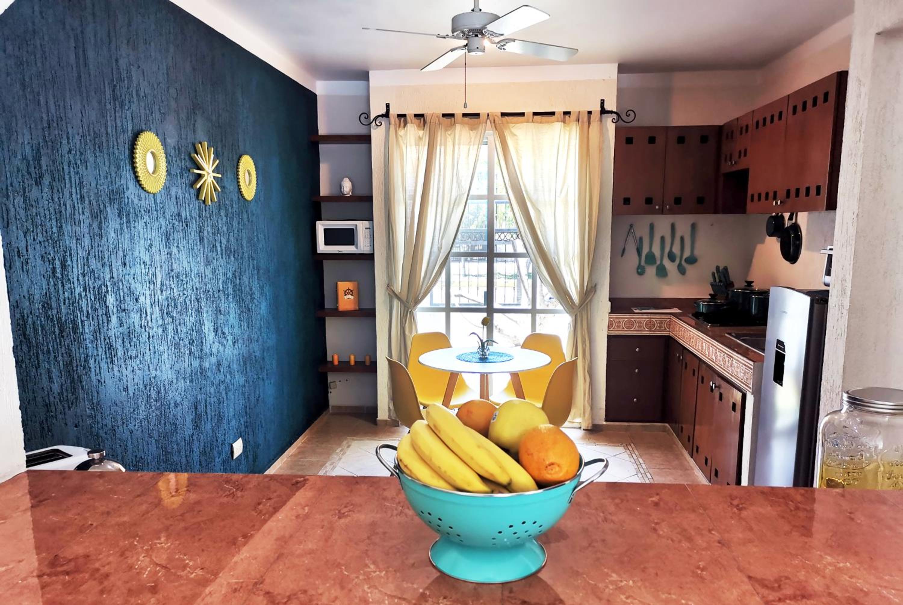 BEAUTIFUL & COZY NEAR BEACH Apartment Pool & KingSize Bed