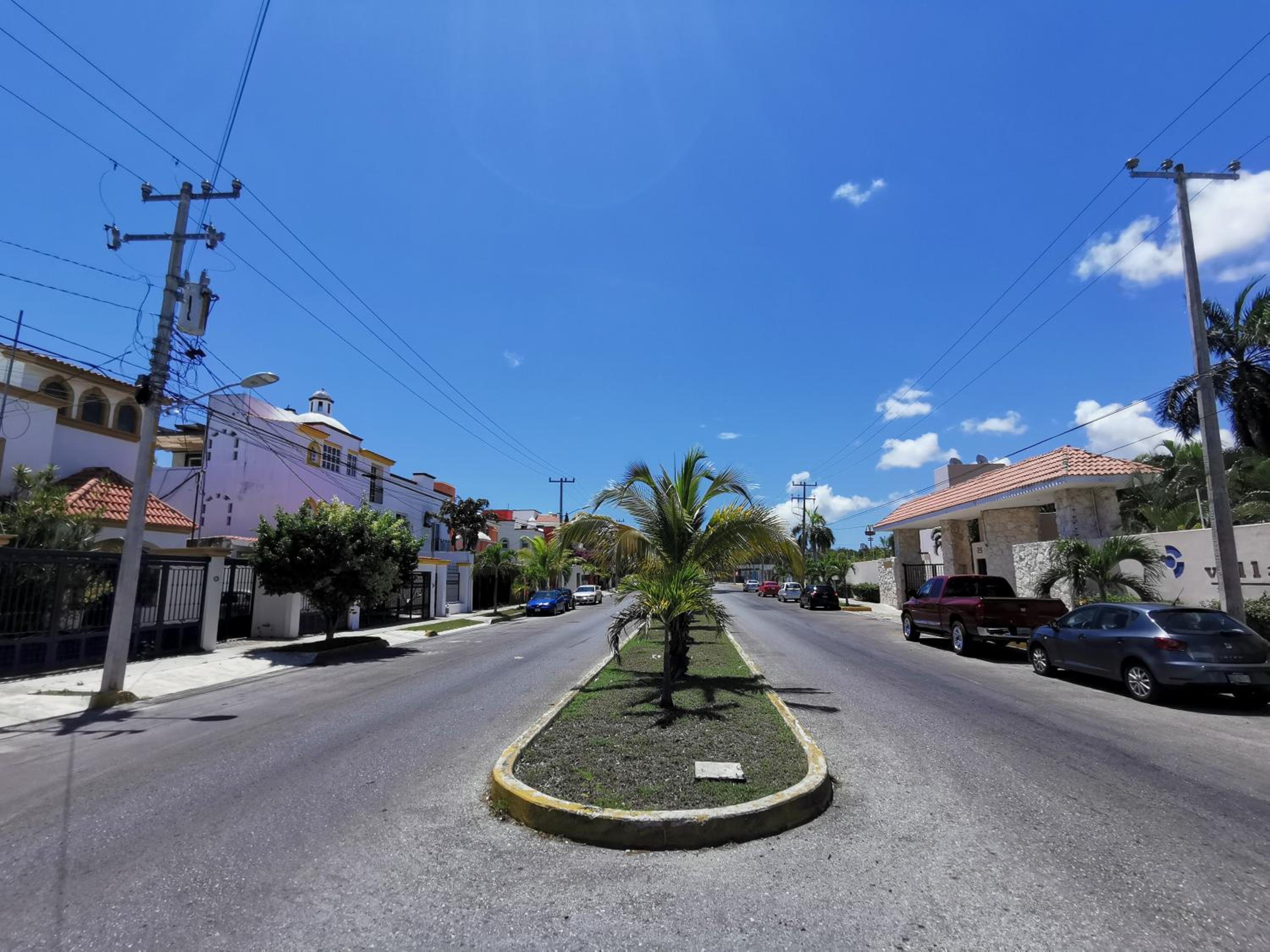 BEAUTIFUL & COZY NEAR BEACH Apartment Pool & KingSize Bed