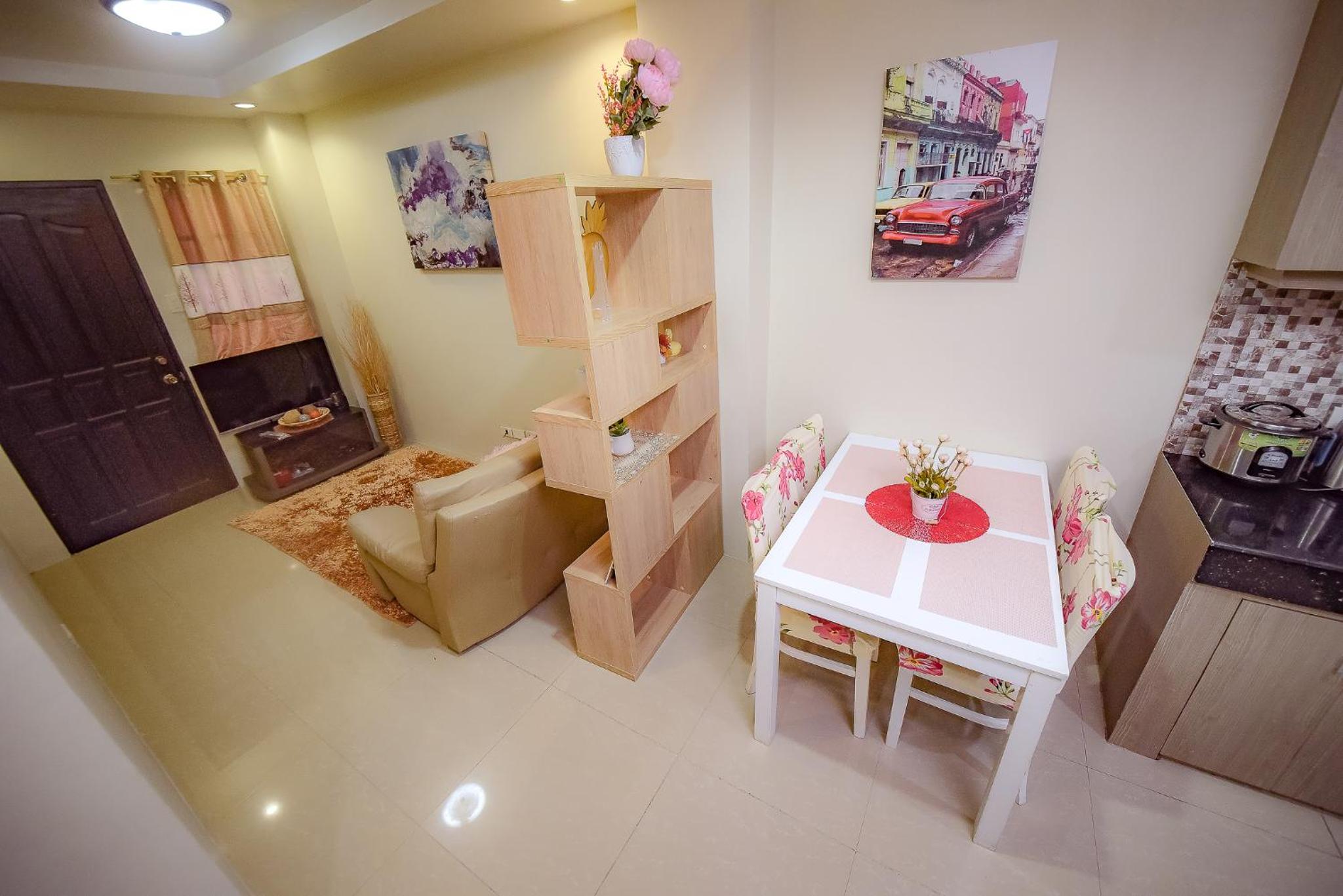 Mailz Haven #5 New Homey Apartment 750m near SM view 5