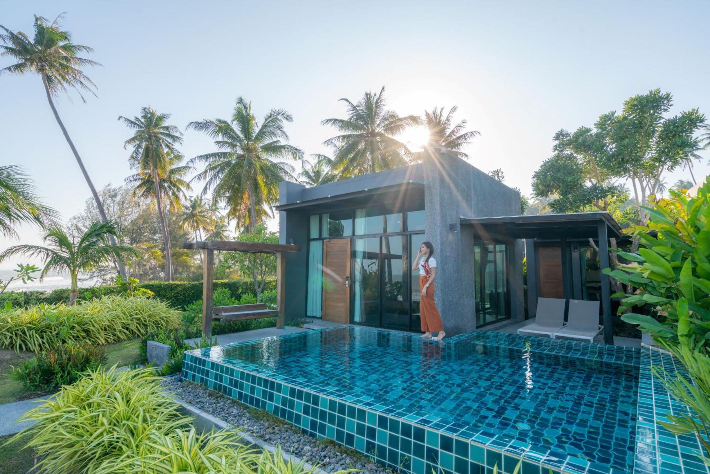 SEAnery Beach Resort