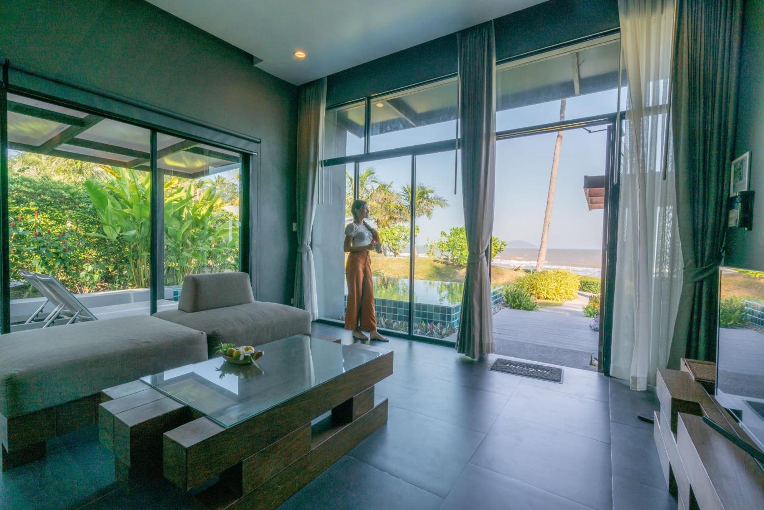 SEAnery Beach Resort