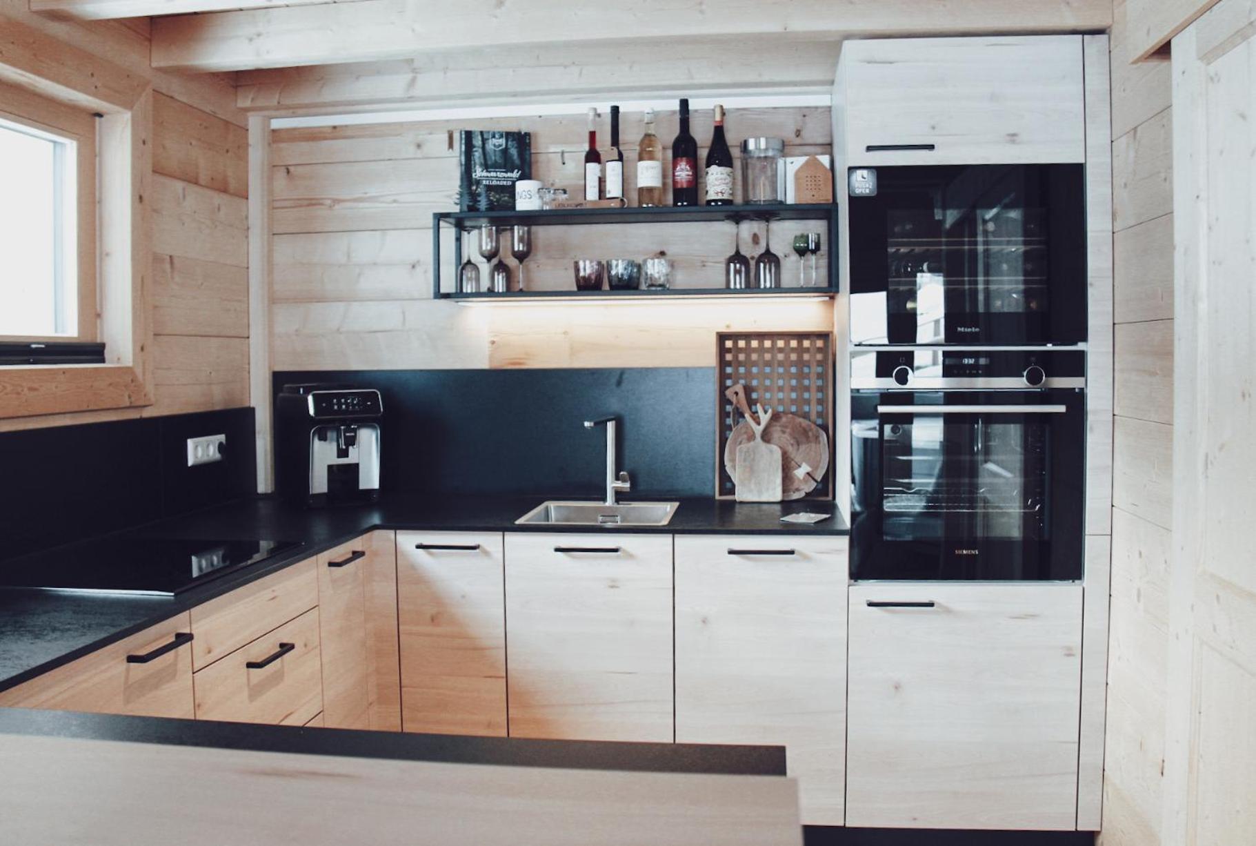 HUS - Chalet Lodges