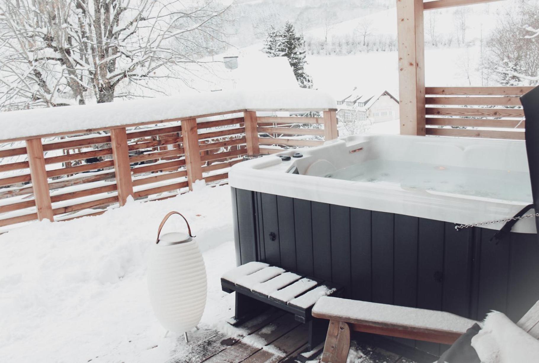 HUS - Chalet Lodges
