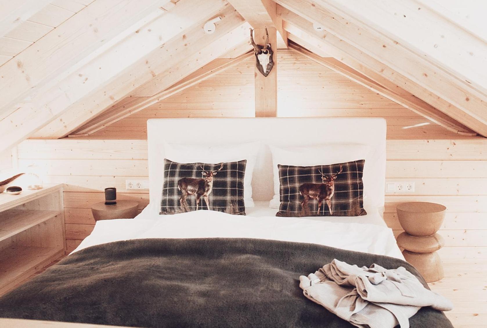 HUS - Chalet Lodges