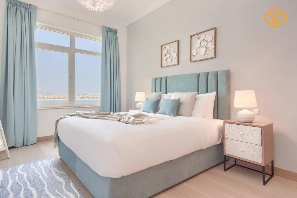 Keysplease Seaview 2 B/R With Beach access, Palm Jumeirah