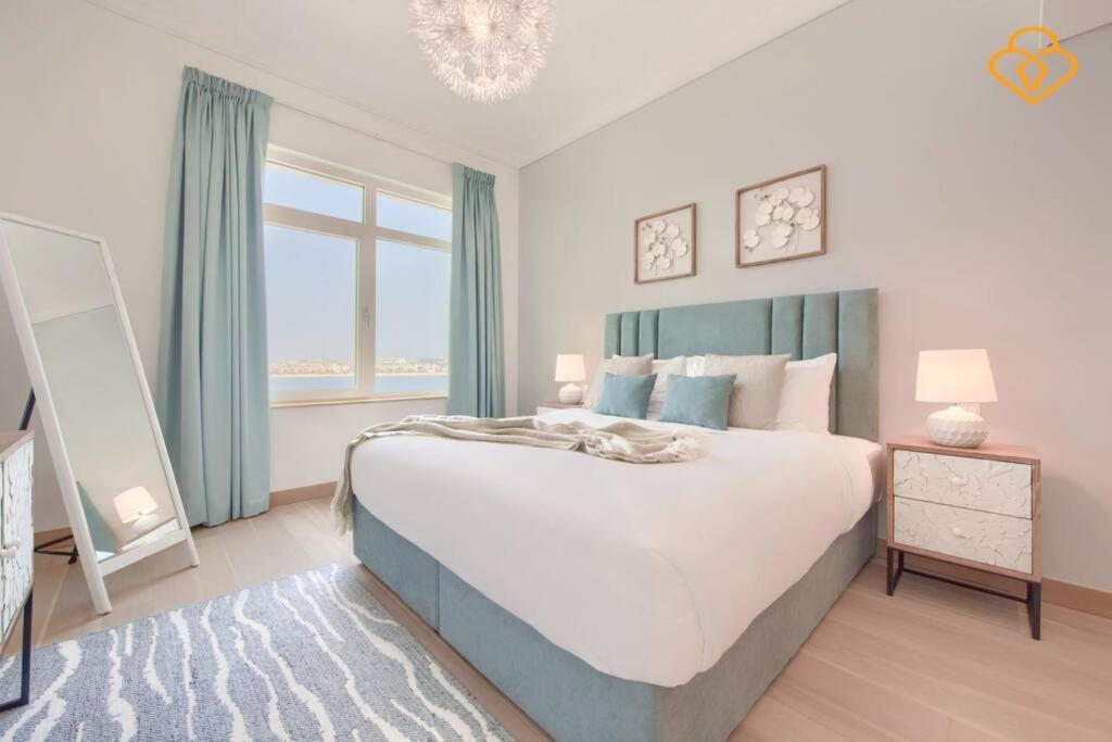 Keysplease Seaview 2 B/R With Beach access, Palm Jumeirah