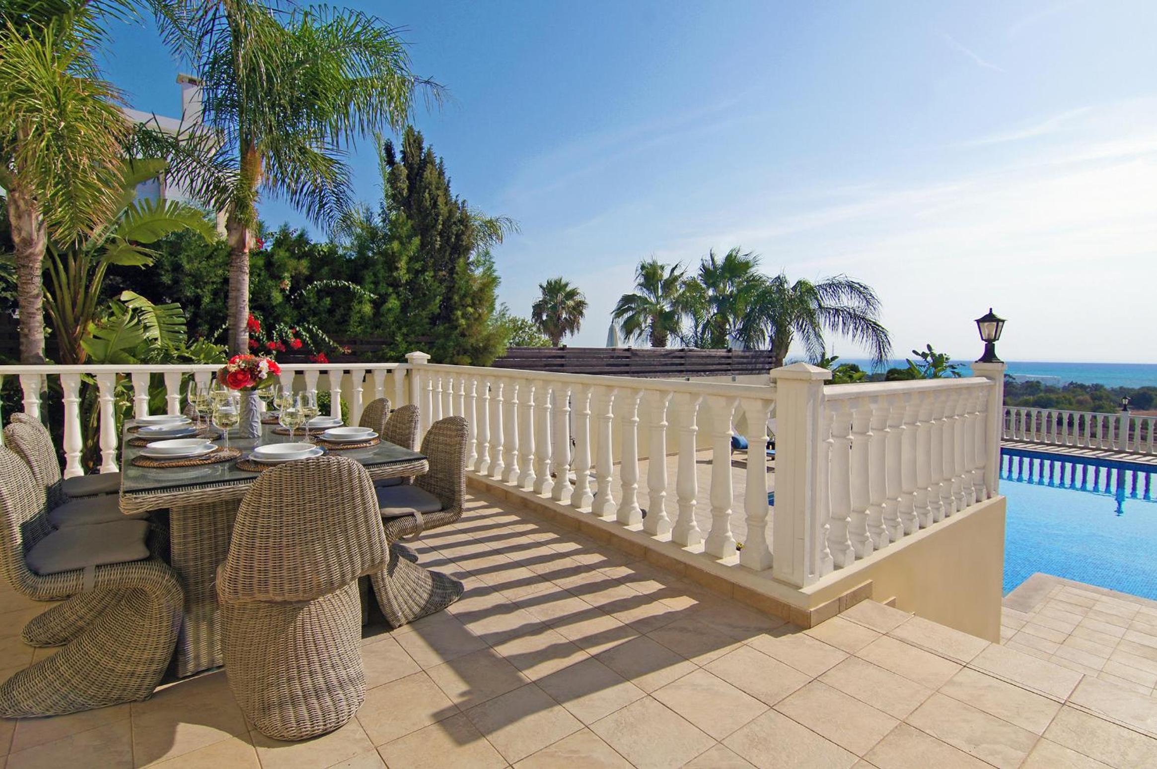 Villa Cleopatra view 3