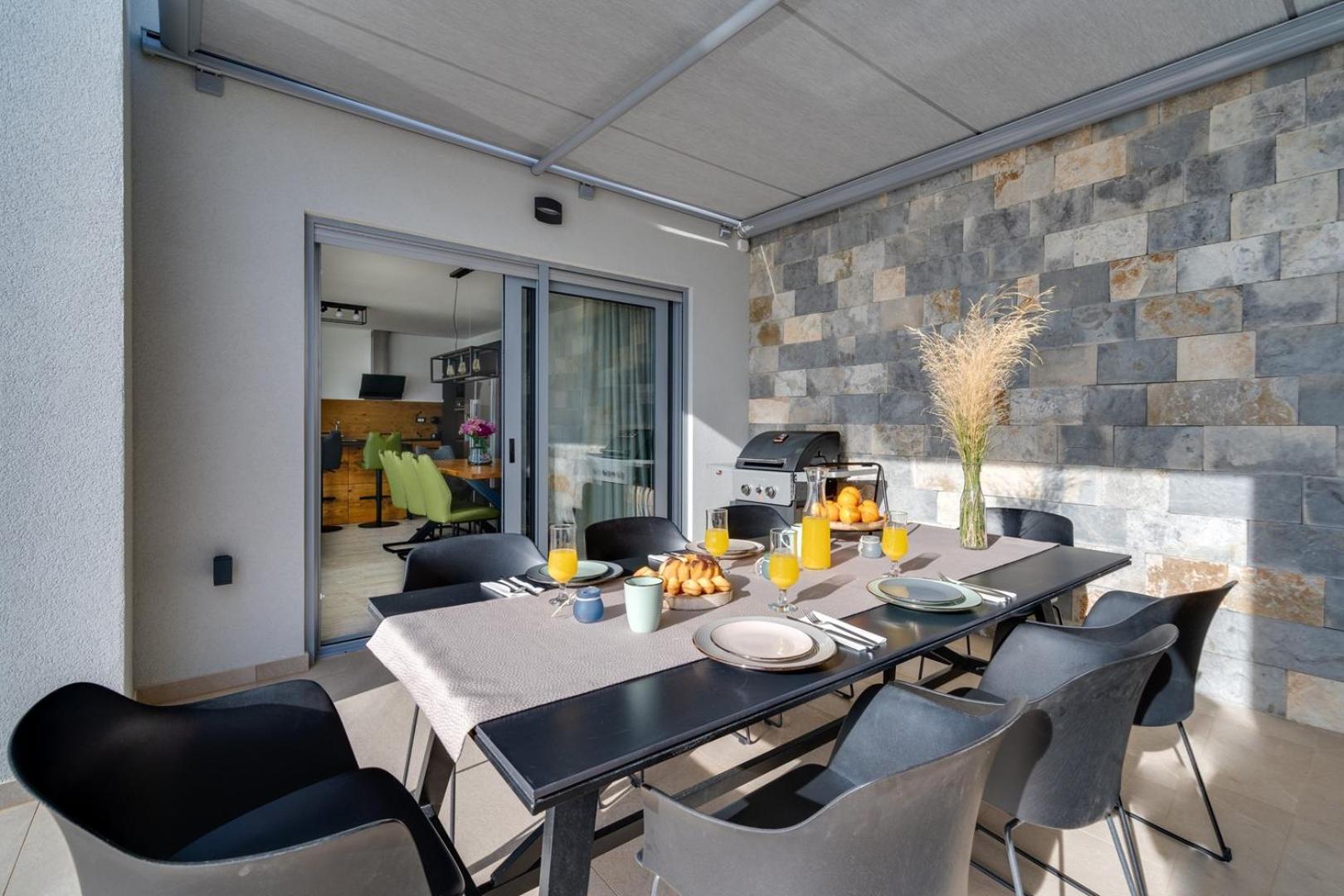 Seaview Villa Big Blue with 32sqm heated pool, 4 bedrooms, and 3 bathrooms view 5