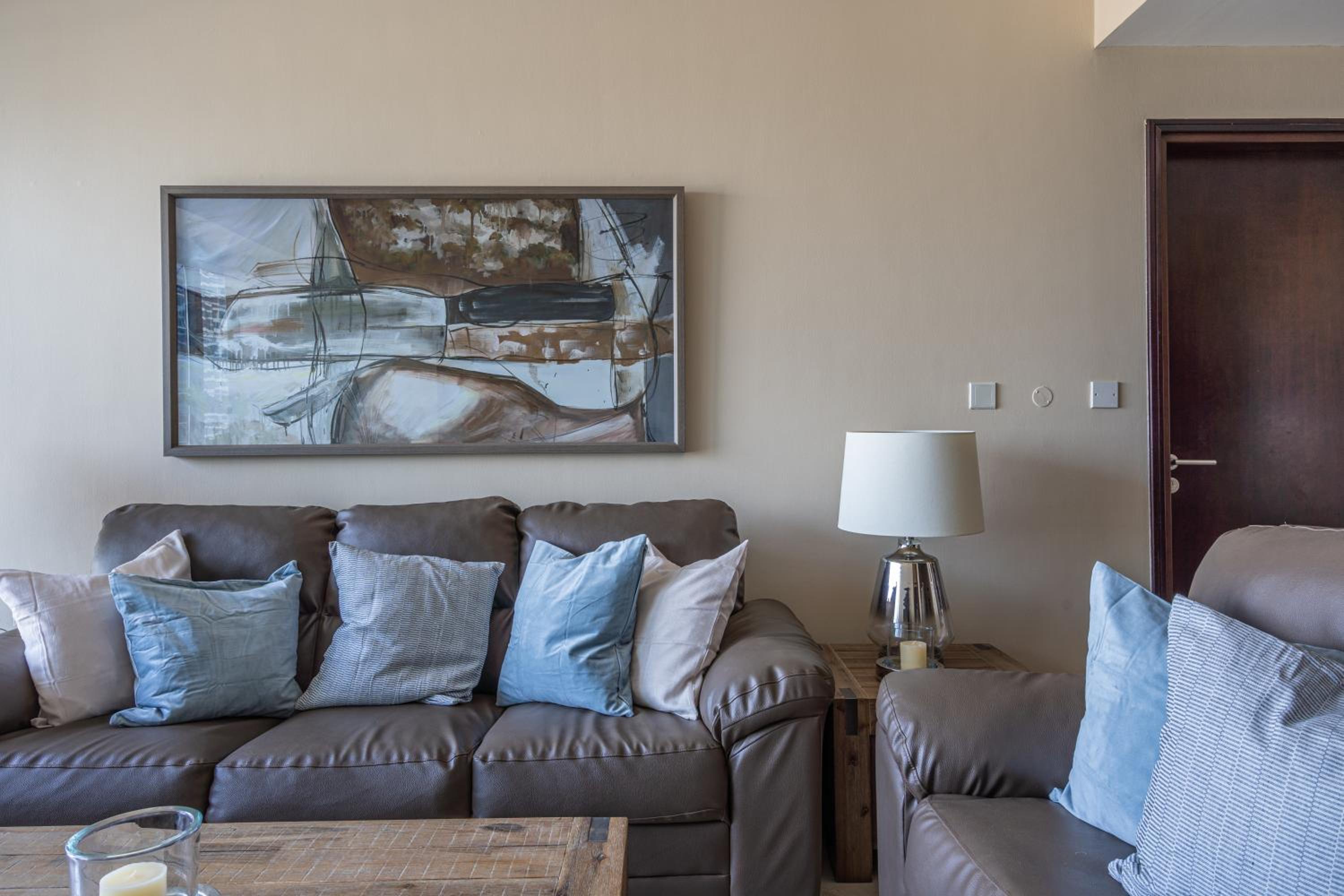 HiGuests - Spacious Apartment Close to Dubai Marina Walk