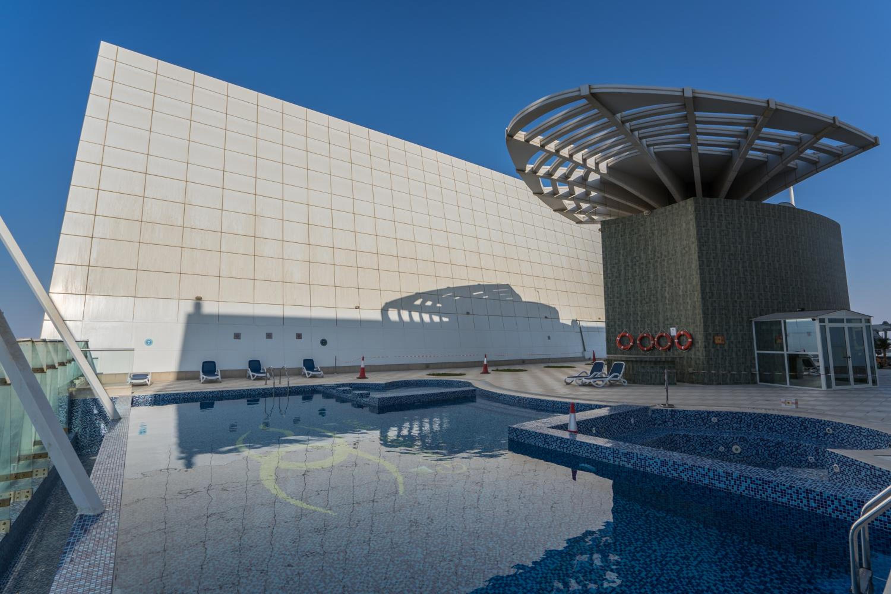 HiGuests - Spacious Apartment Close to Dubai Marina Walk