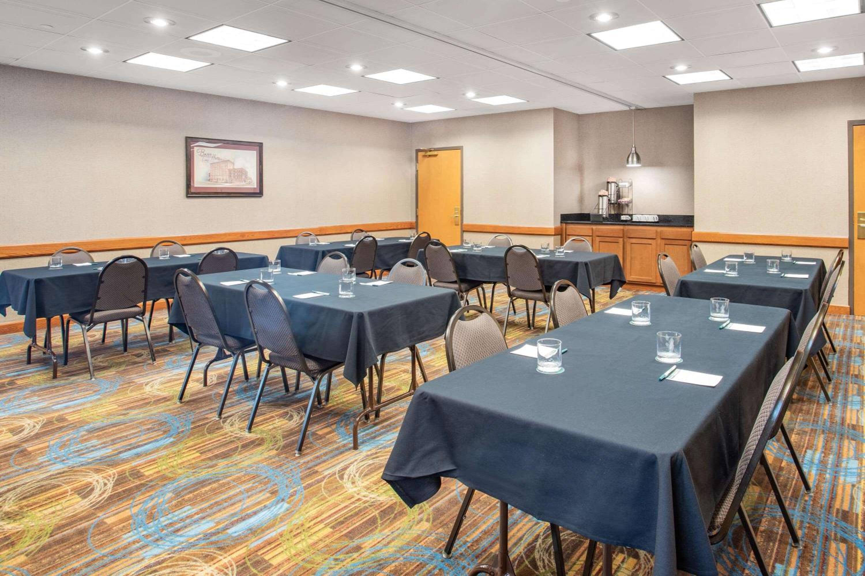 Lima Vacations - Wingate by Wyndham Lima - Property Image 2
