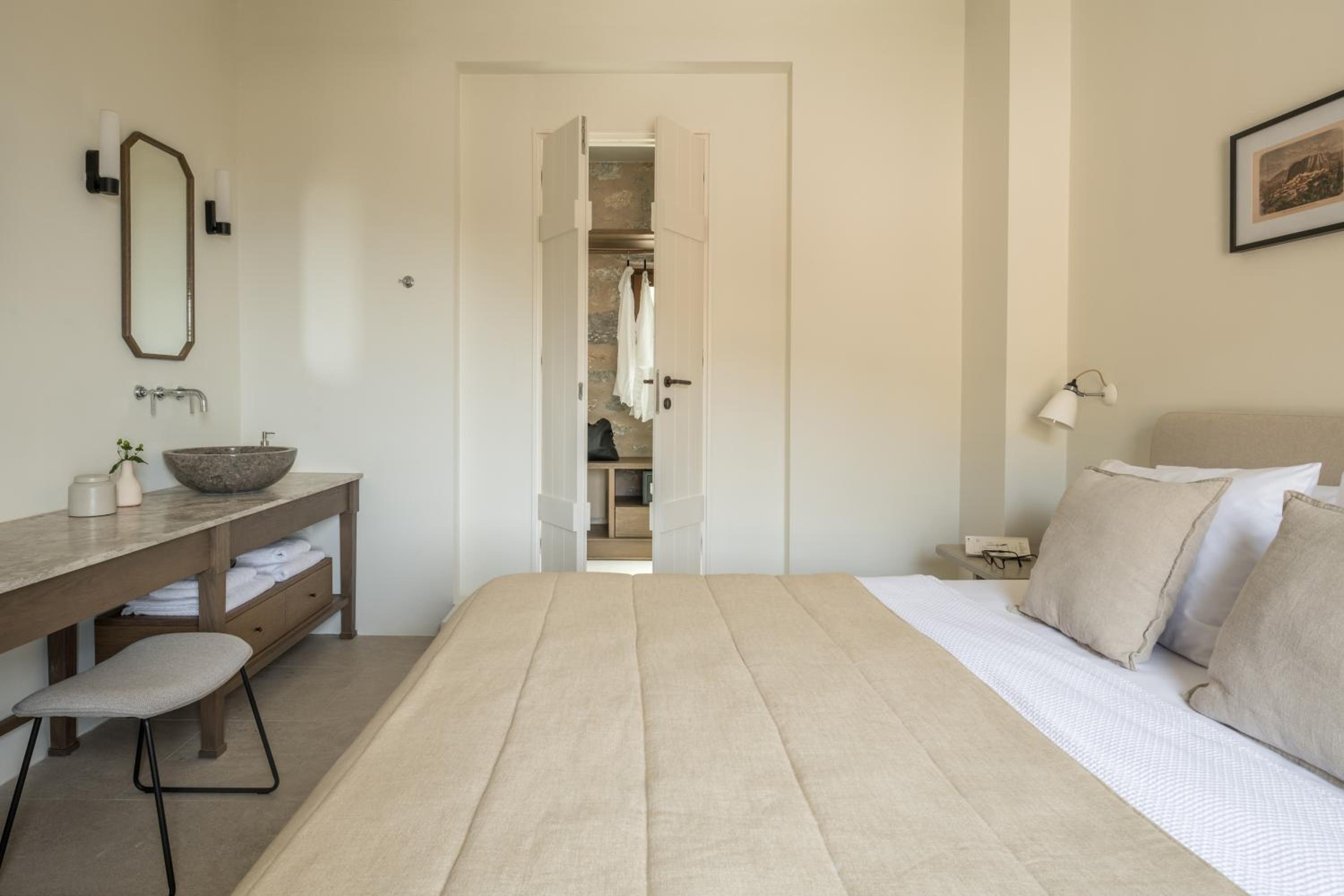 Photo 46