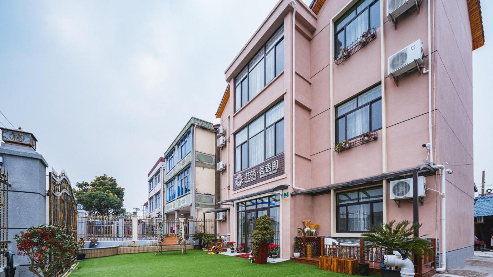 hotel building