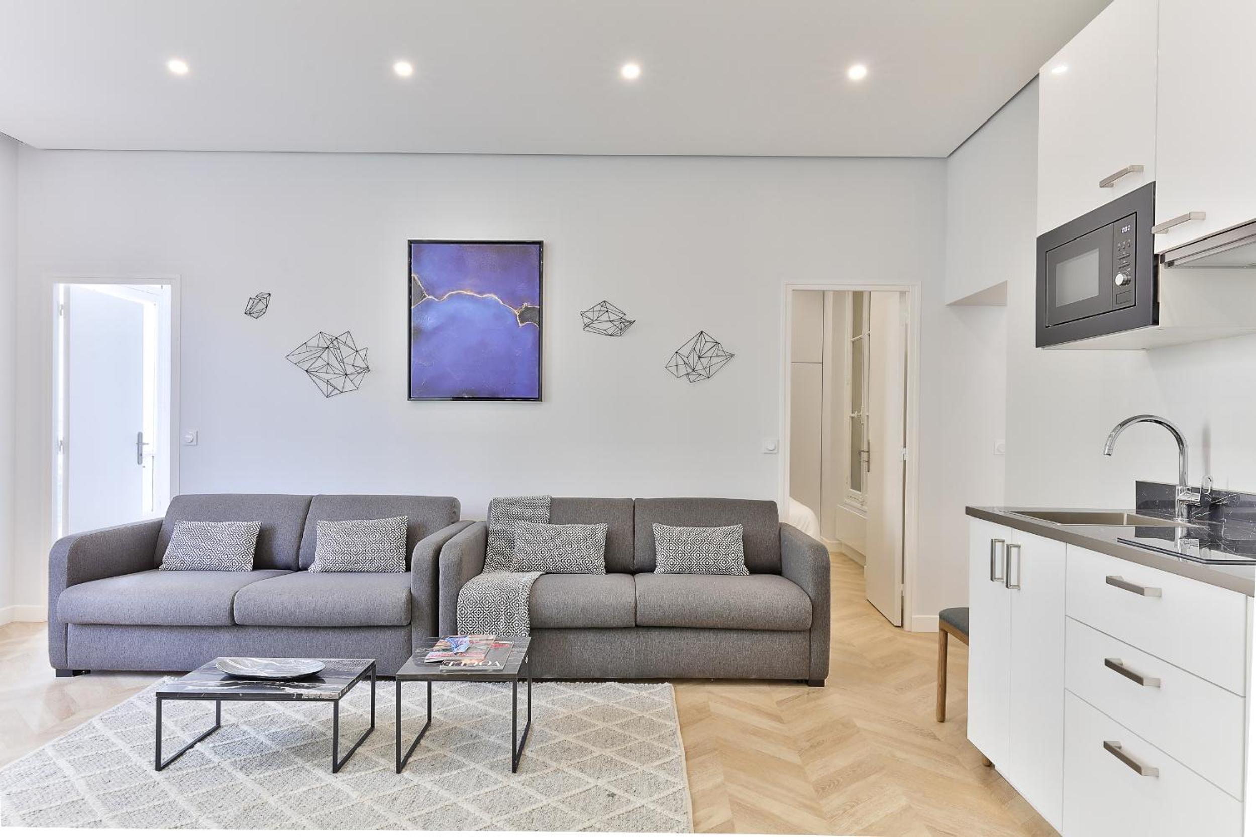 126 - Urban Amazing 3BR Montorgueil