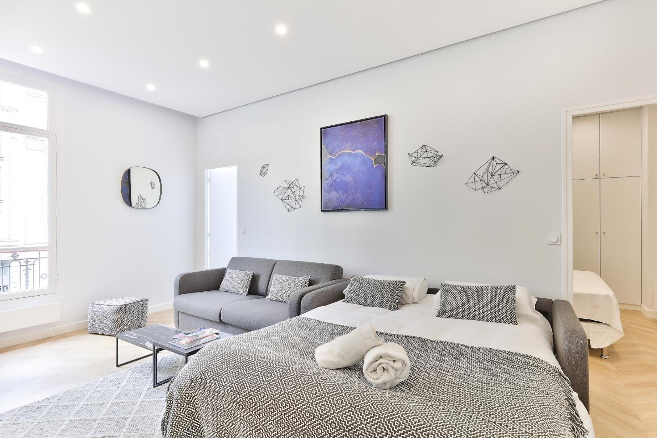 126 - Urban Amazing 3BR Montorgueil