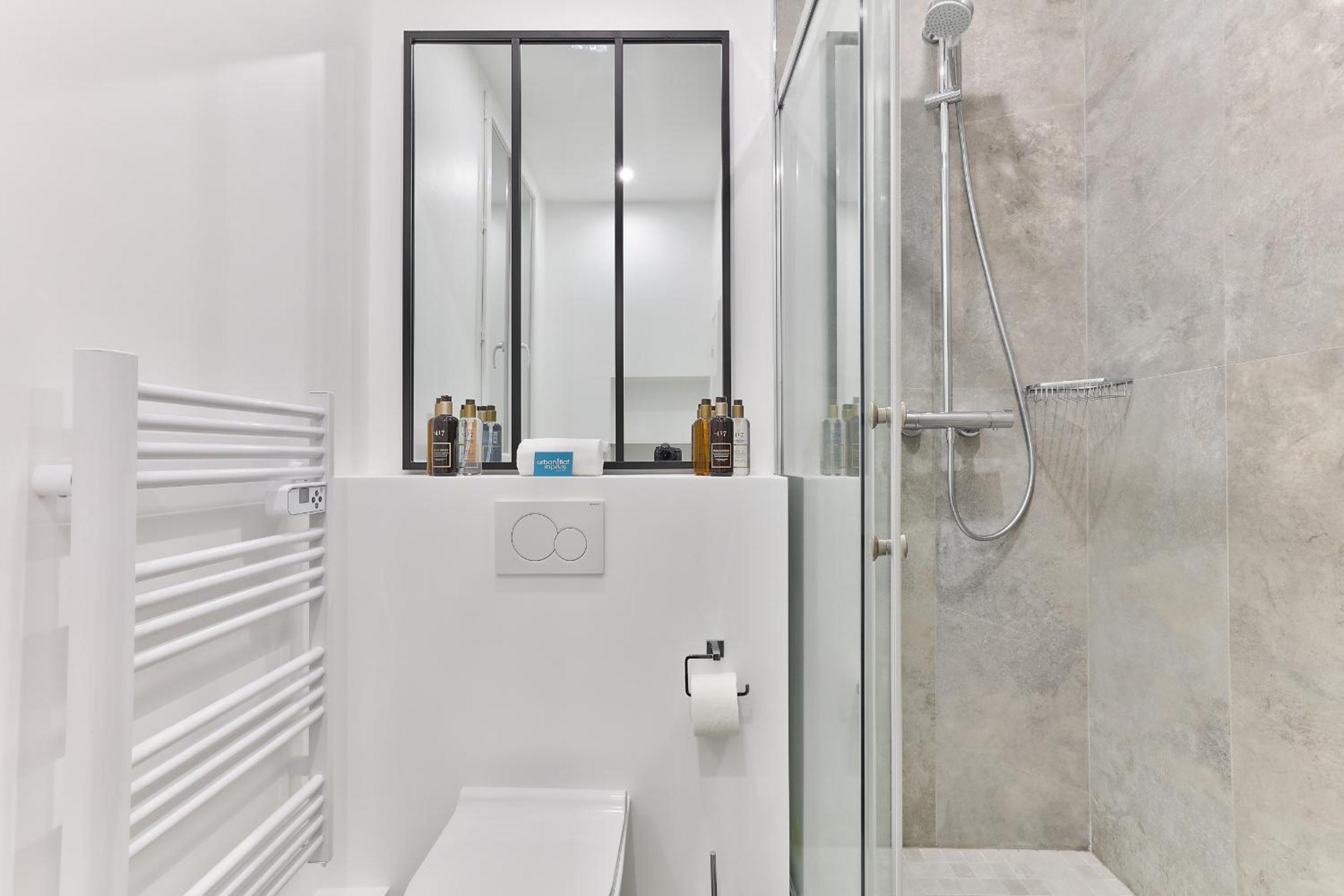 126 - Urban Amazing 3BR Montorgueil