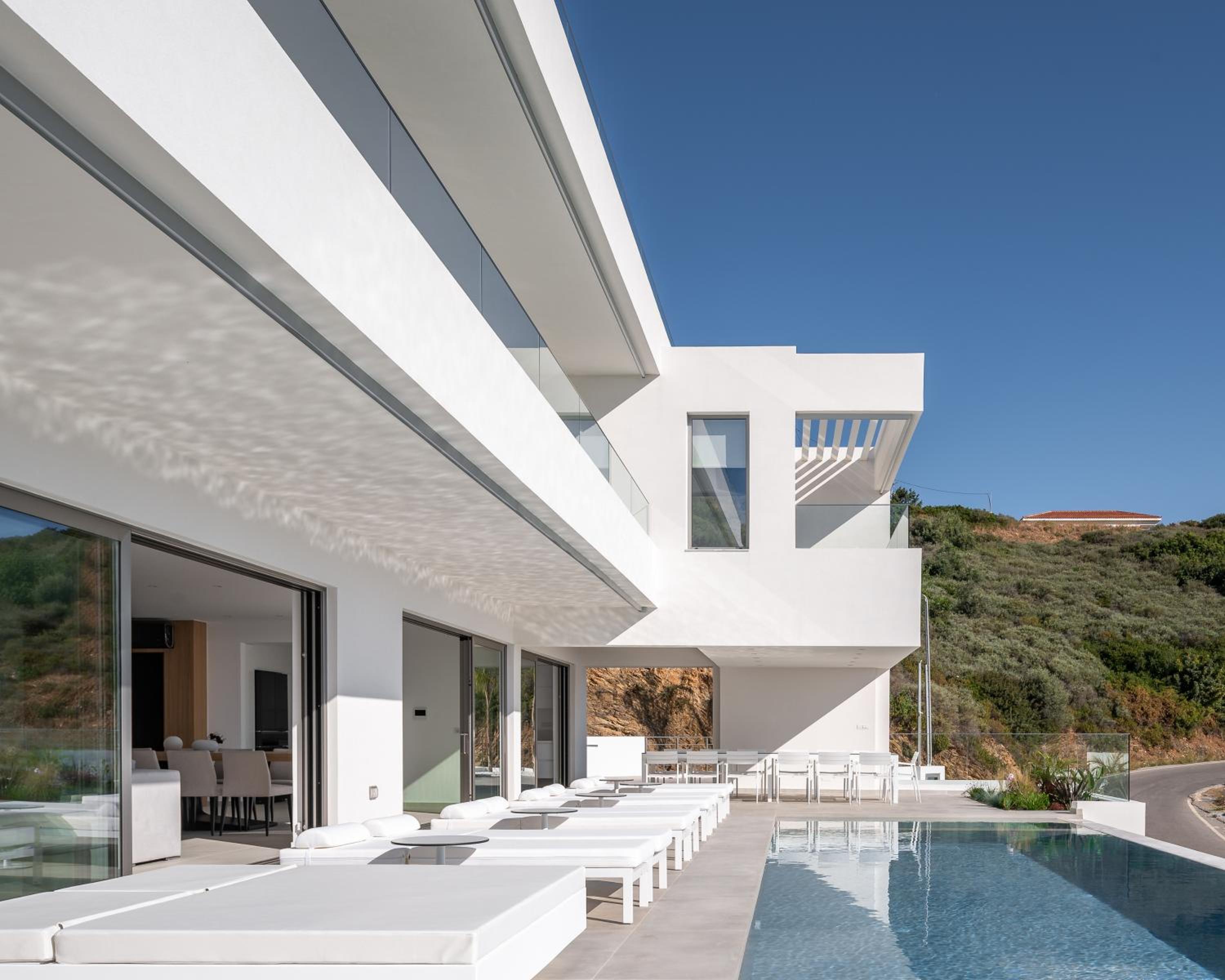Ode Iconic Residence, forever in blue - Best Villa, By ThinkVilla view 2