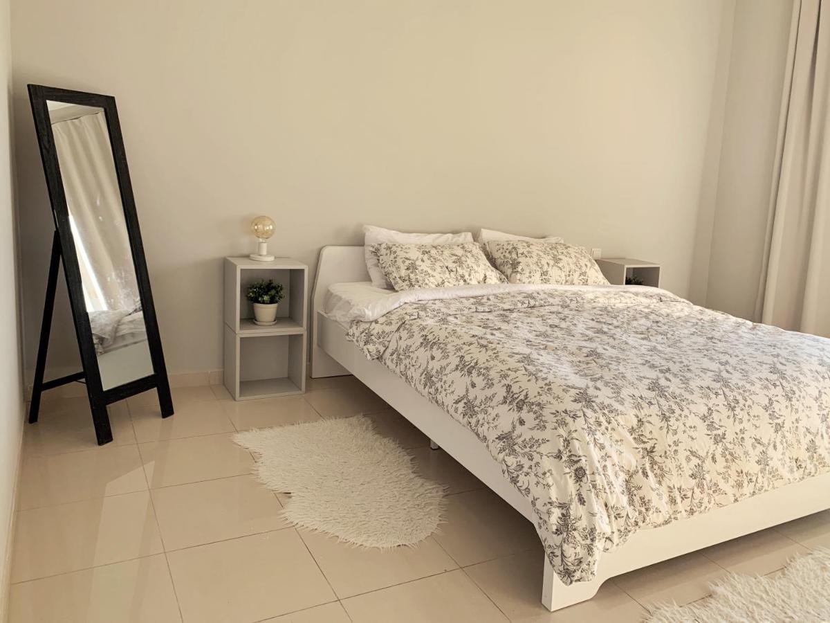 Lovely 1 bedroom holiday home on the beach