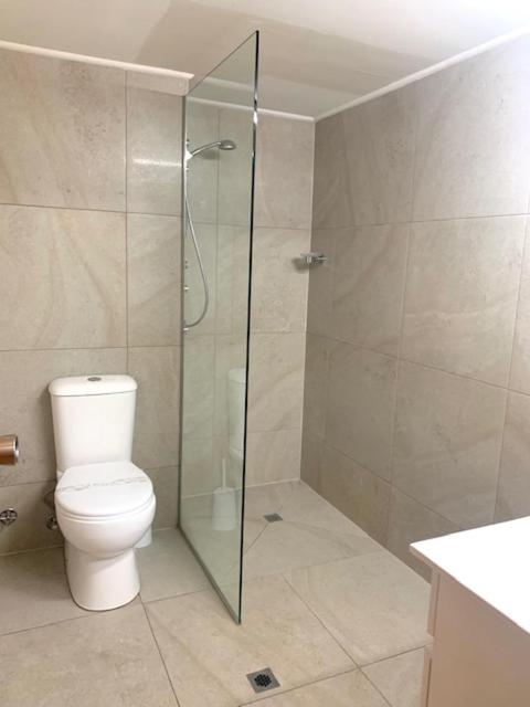 Golden Beach Motor Inn, Caloundra
