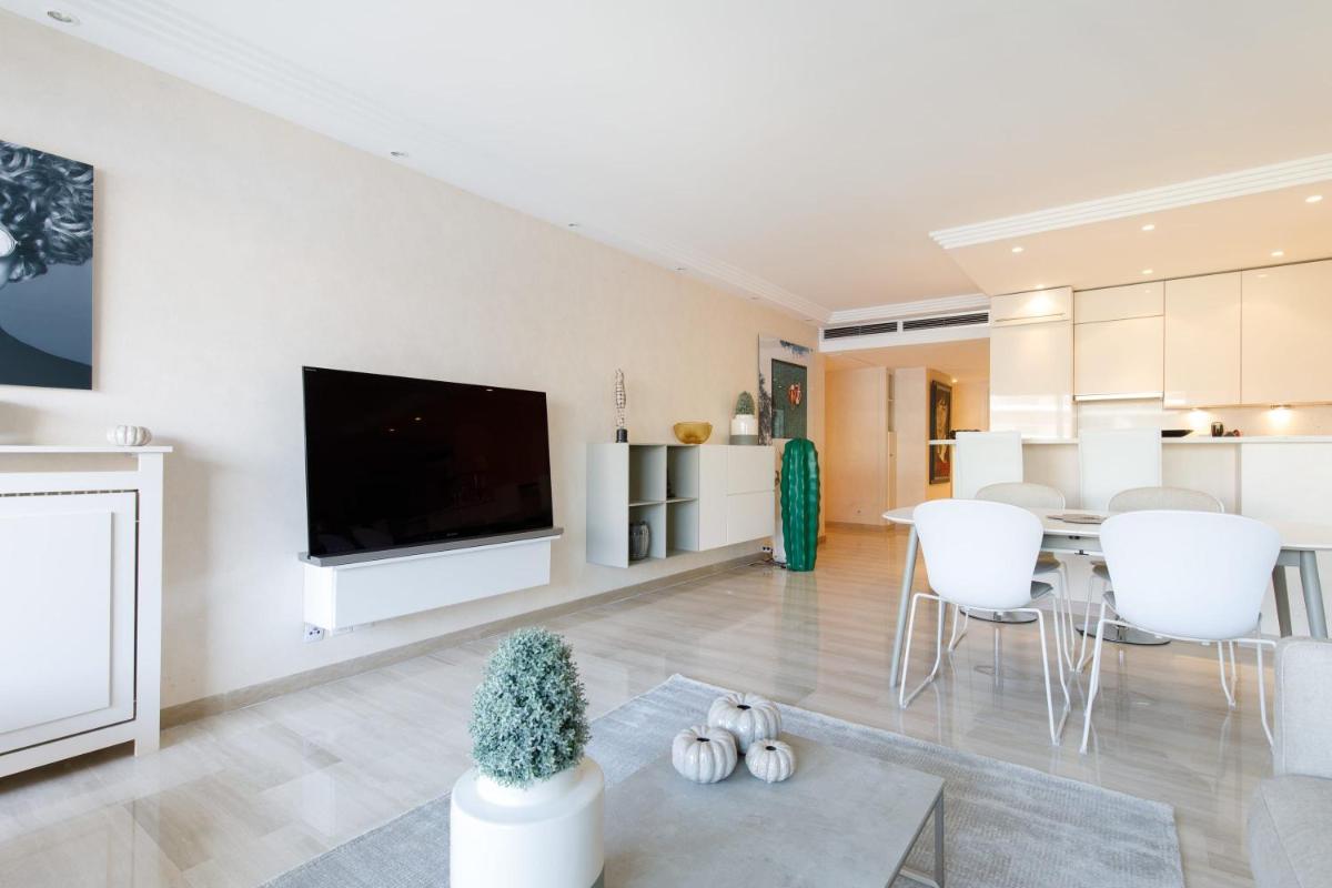 Carlton area chic 2 bedrooms 2 baths photo 5